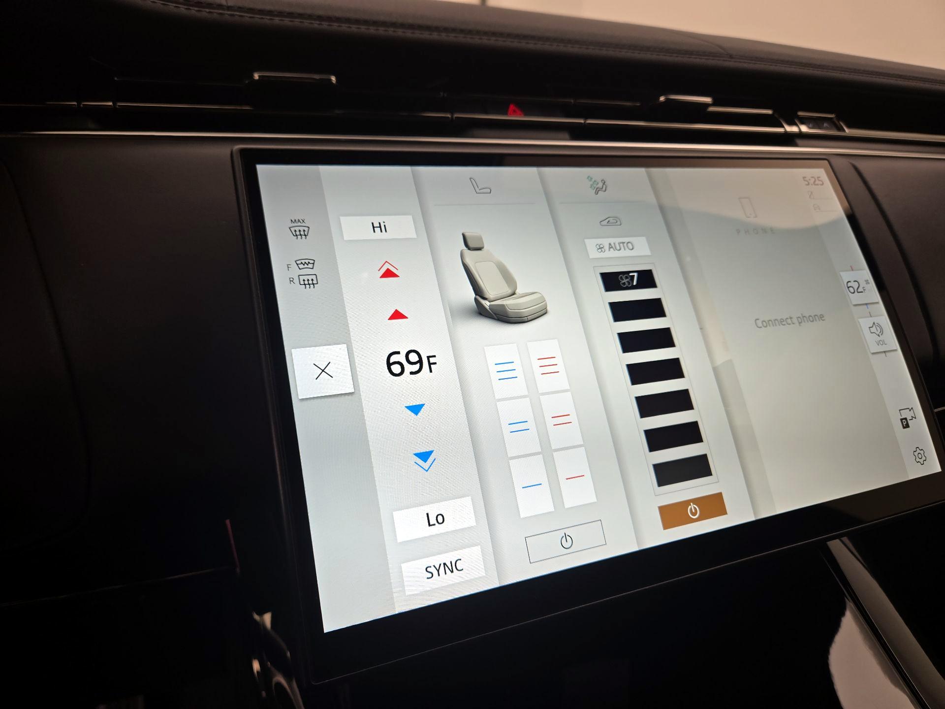 Thumbnail: 2024 Land Rover Range Rover Sport - 17