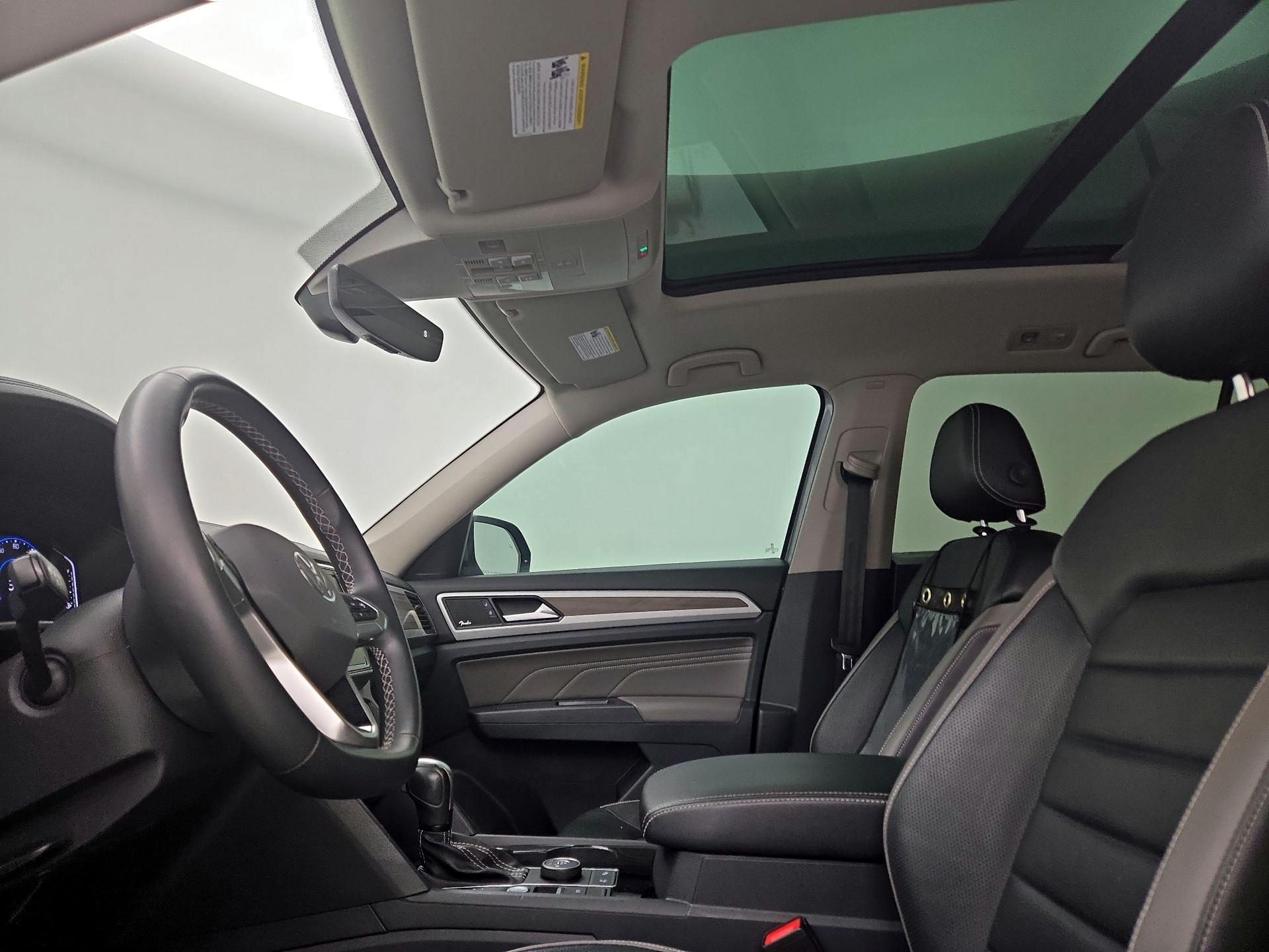 Thumbnail: 2021 Volkswagen Atlas - 20