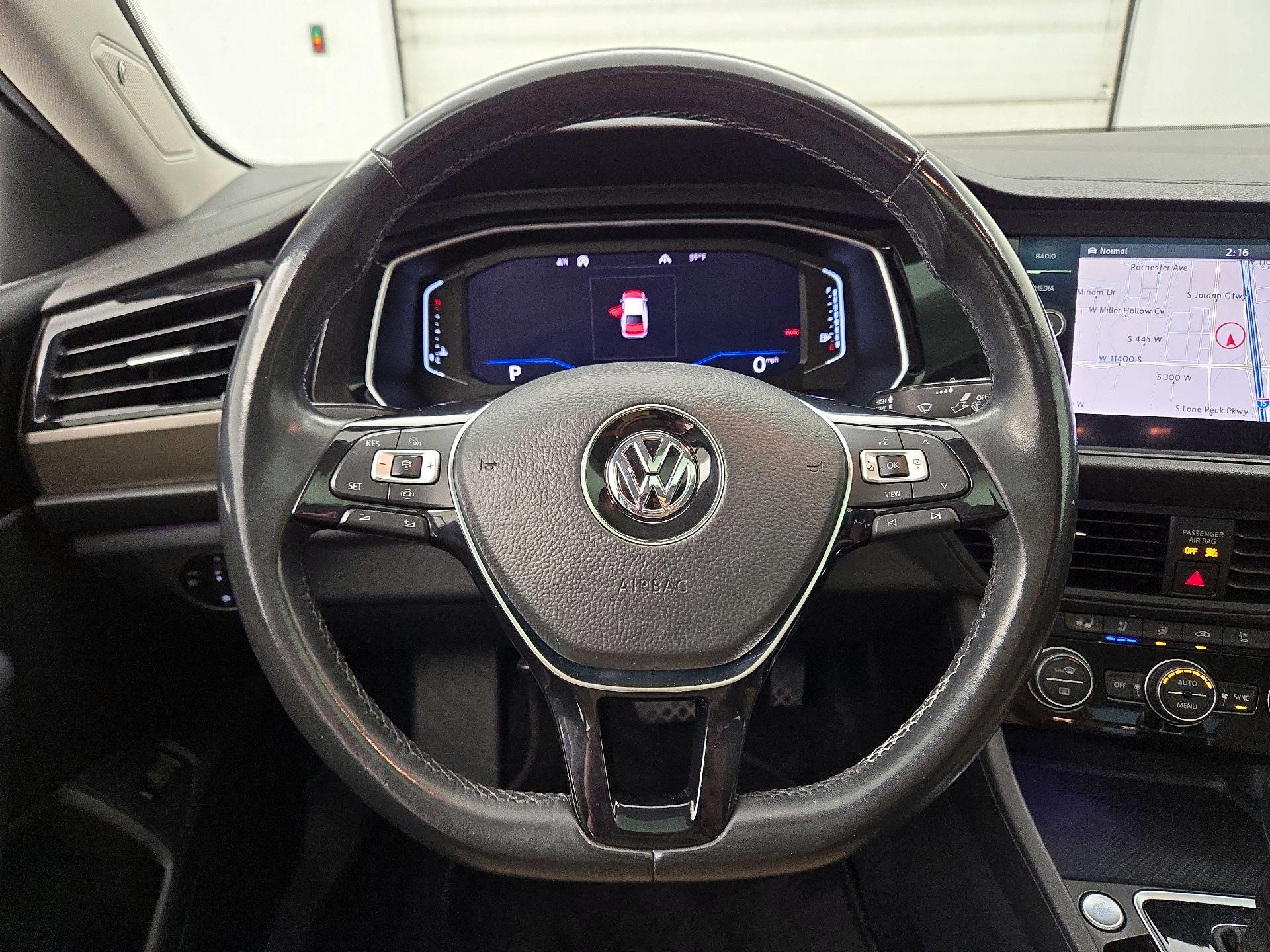 Thumbnail: 2019 Volkswagen Jetta - 10