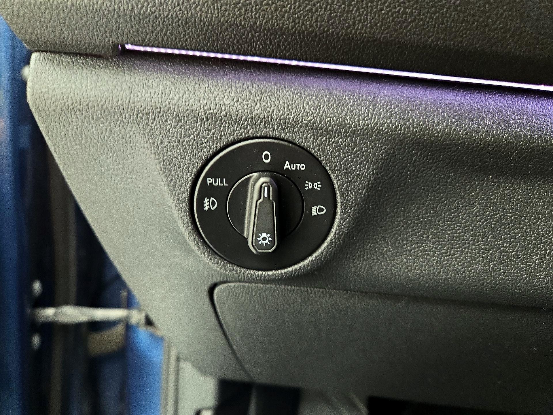 Thumbnail: 2019 Volkswagen Jetta - 13