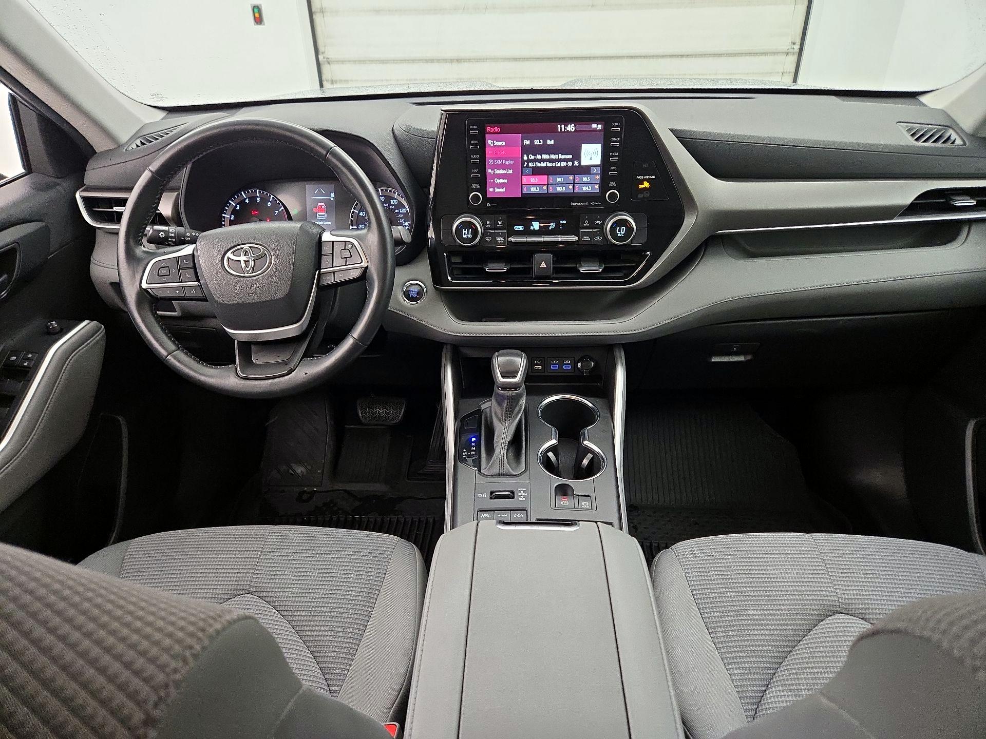 Thumbnail: 2022 Toyota Highlander - 9