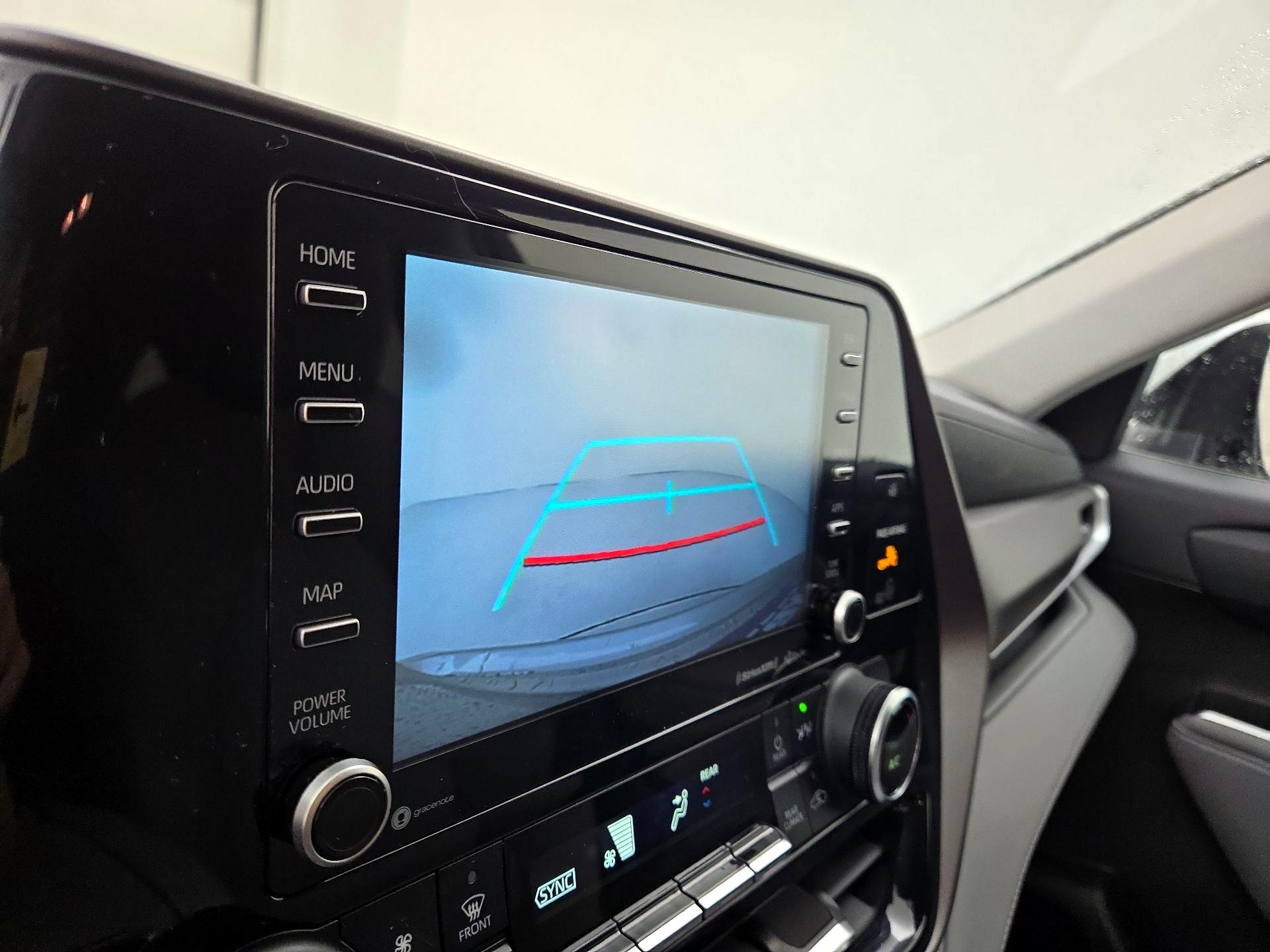 Thumbnail: 2022 Toyota Highlander - 14