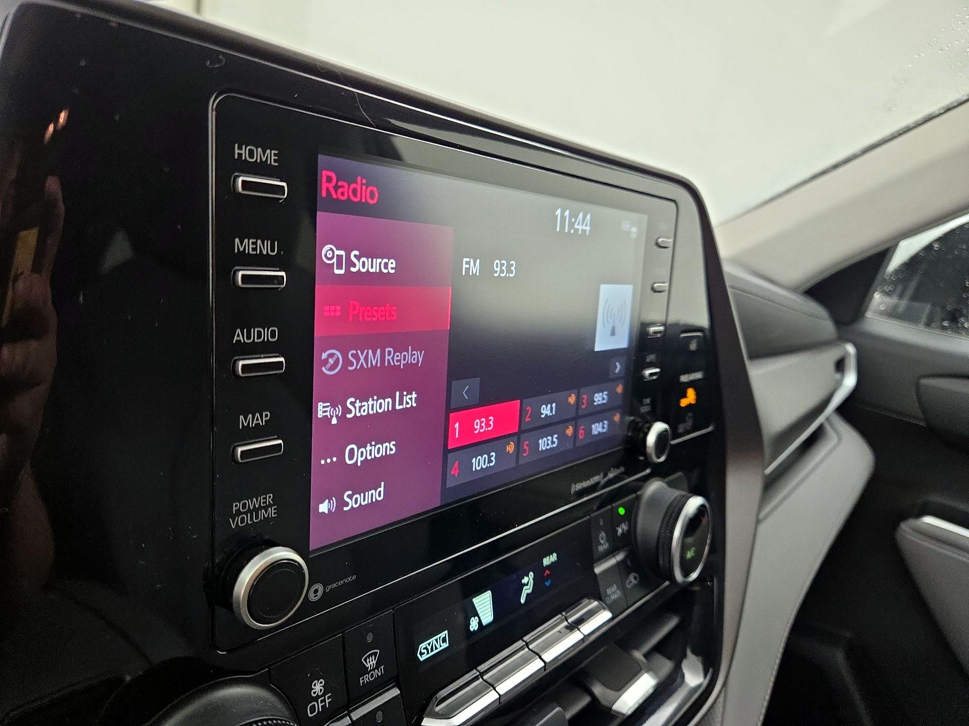 Thumbnail: 2022 Toyota Highlander - 15