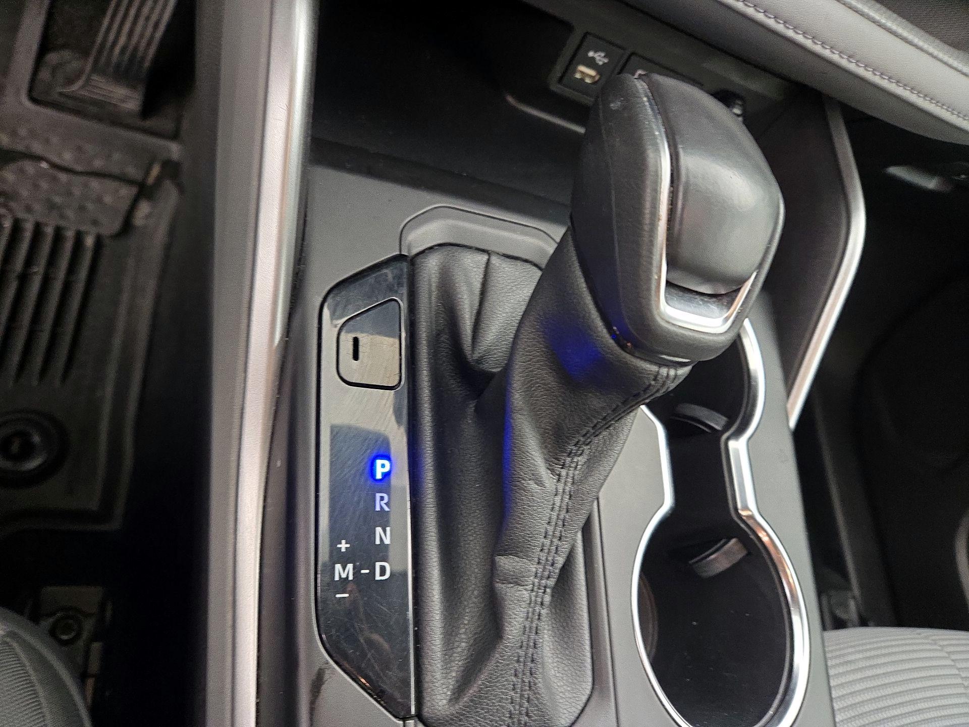 Thumbnail: 2022 Toyota Highlander - 17