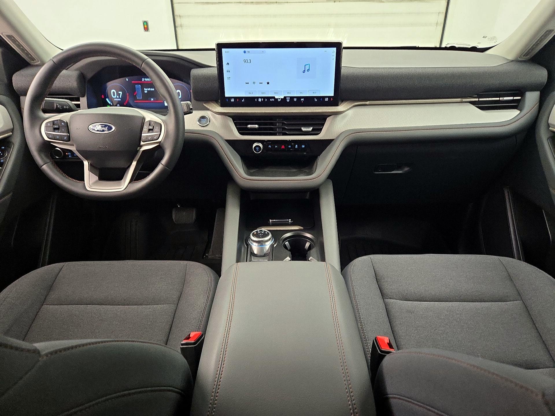 Thumbnail: 2025 Ford Explorer - 9