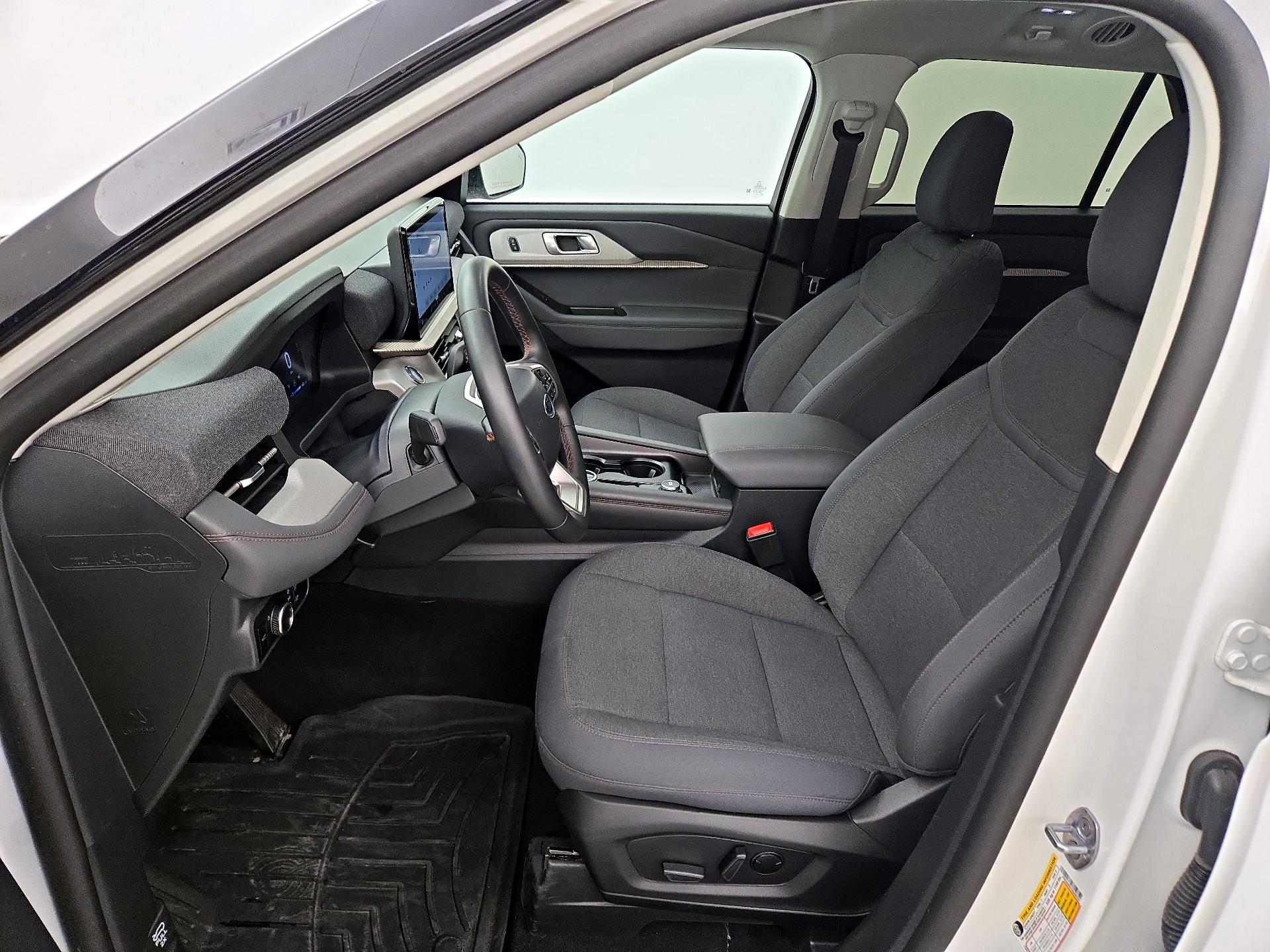 Thumbnail: 2025 Ford Explorer - 11