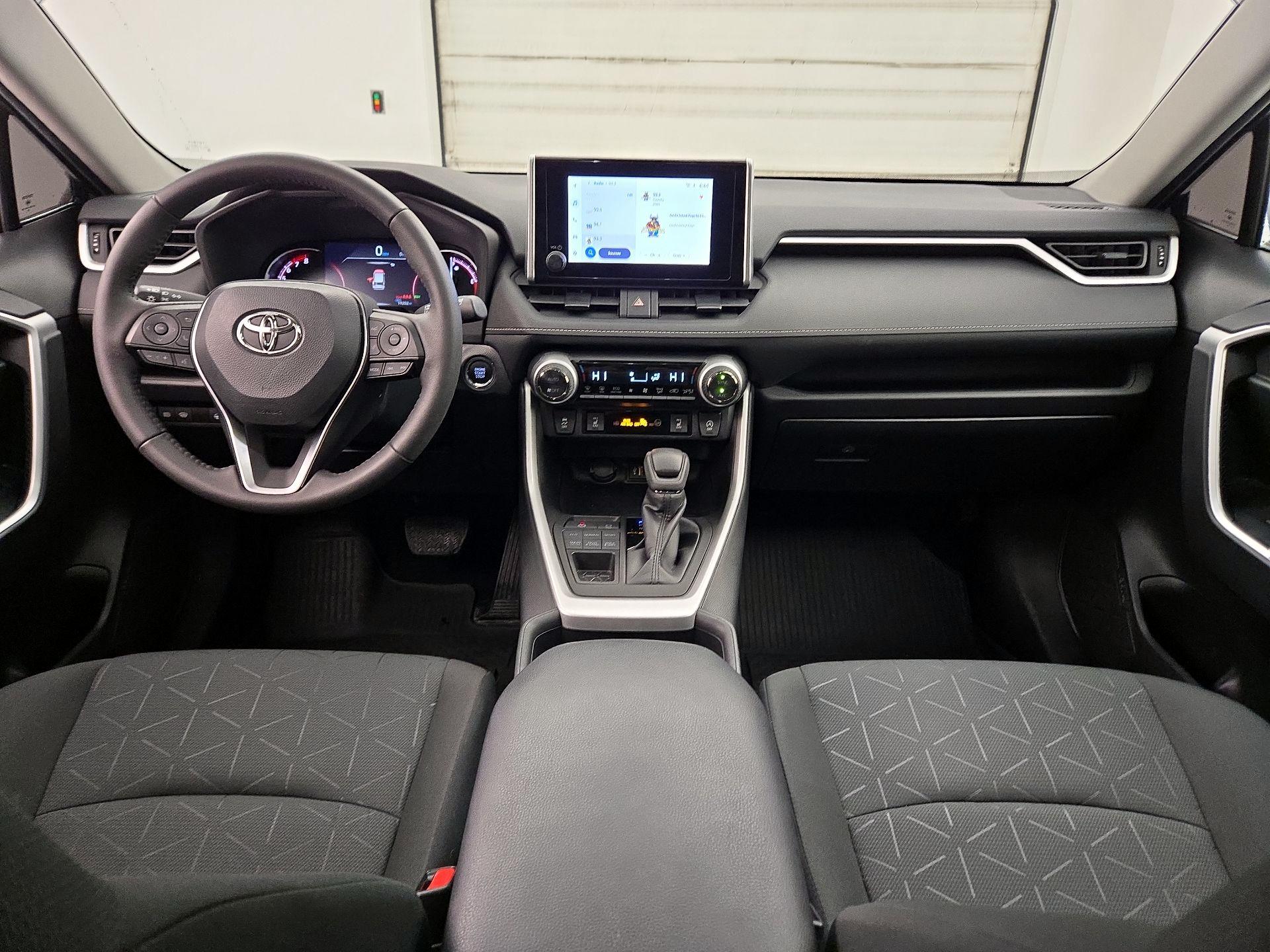 Thumbnail: 2024 Toyota RAV4 - 9