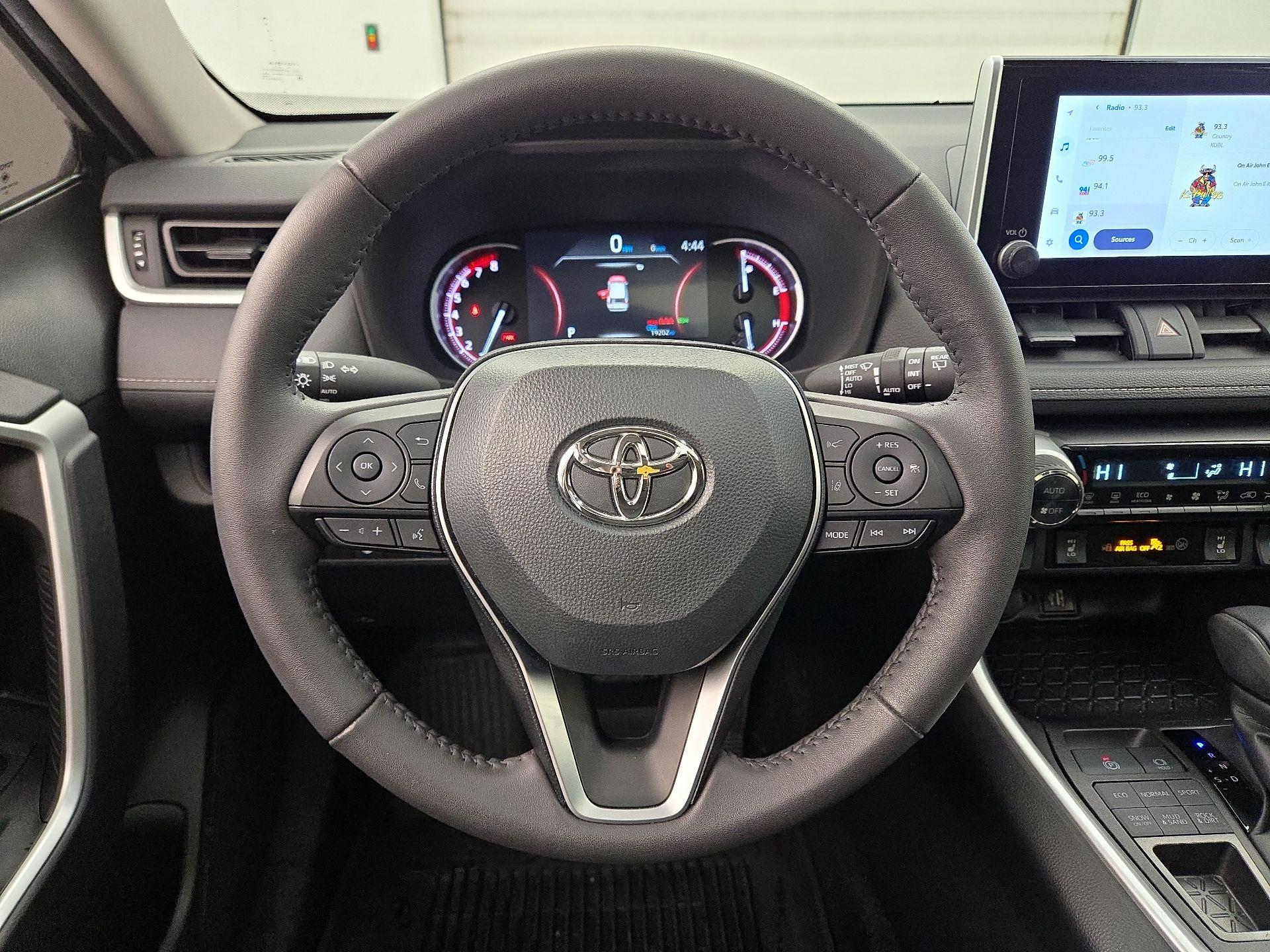 Thumbnail: 2024 Toyota RAV4 - 10