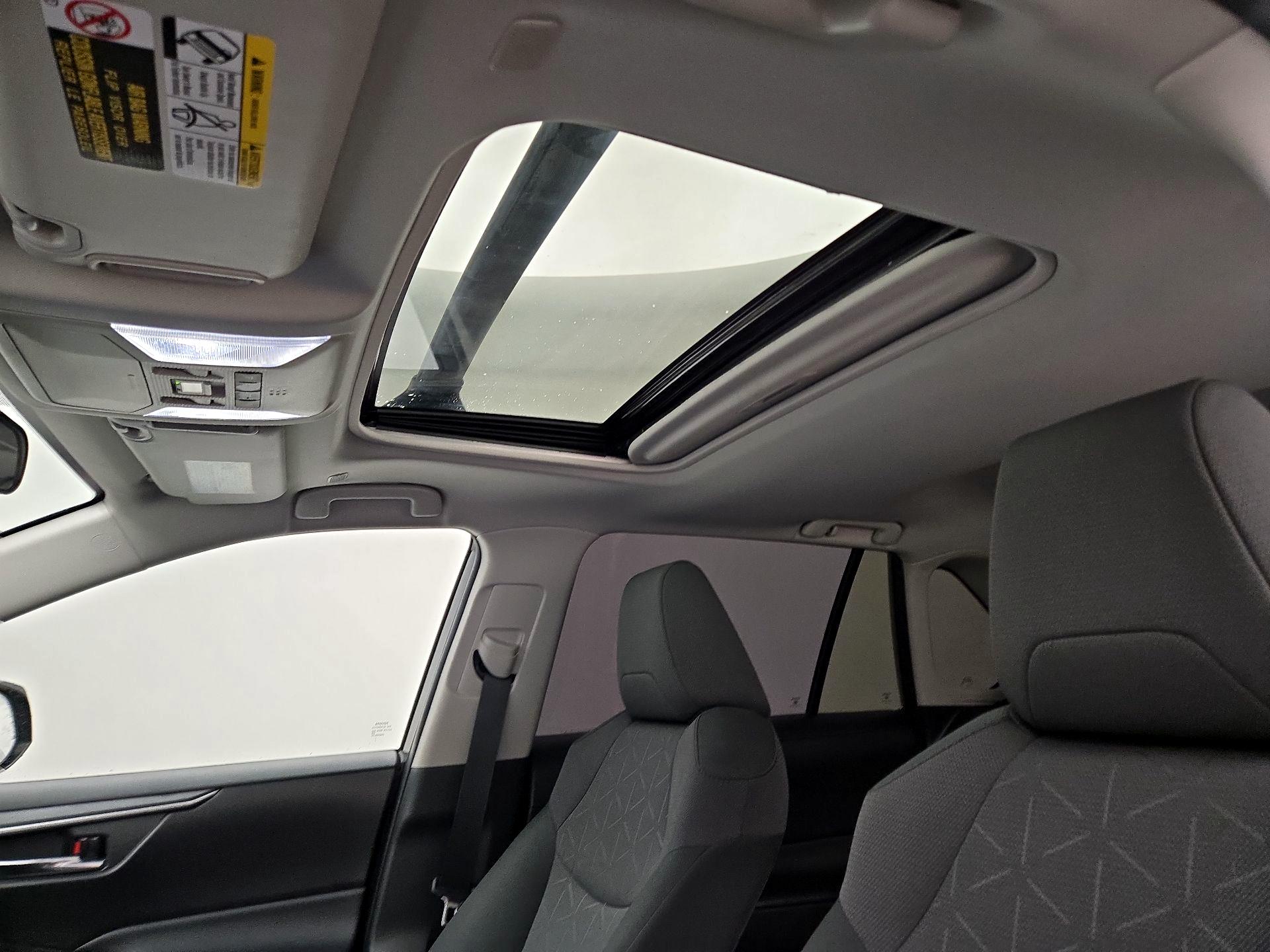 Thumbnail: 2024 Toyota RAV4 - 19