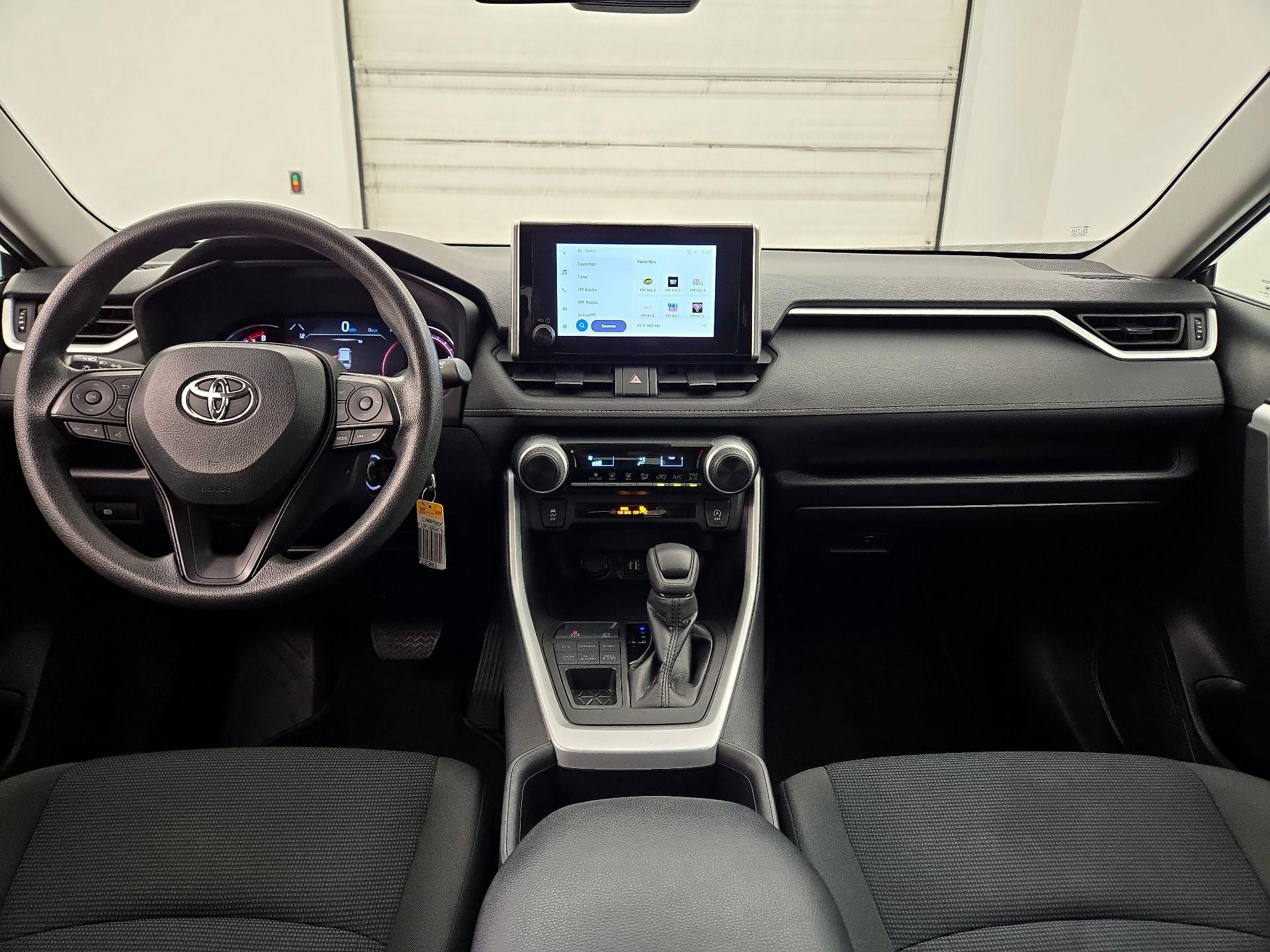 Thumbnail: 2024 Toyota RAV4 - 9