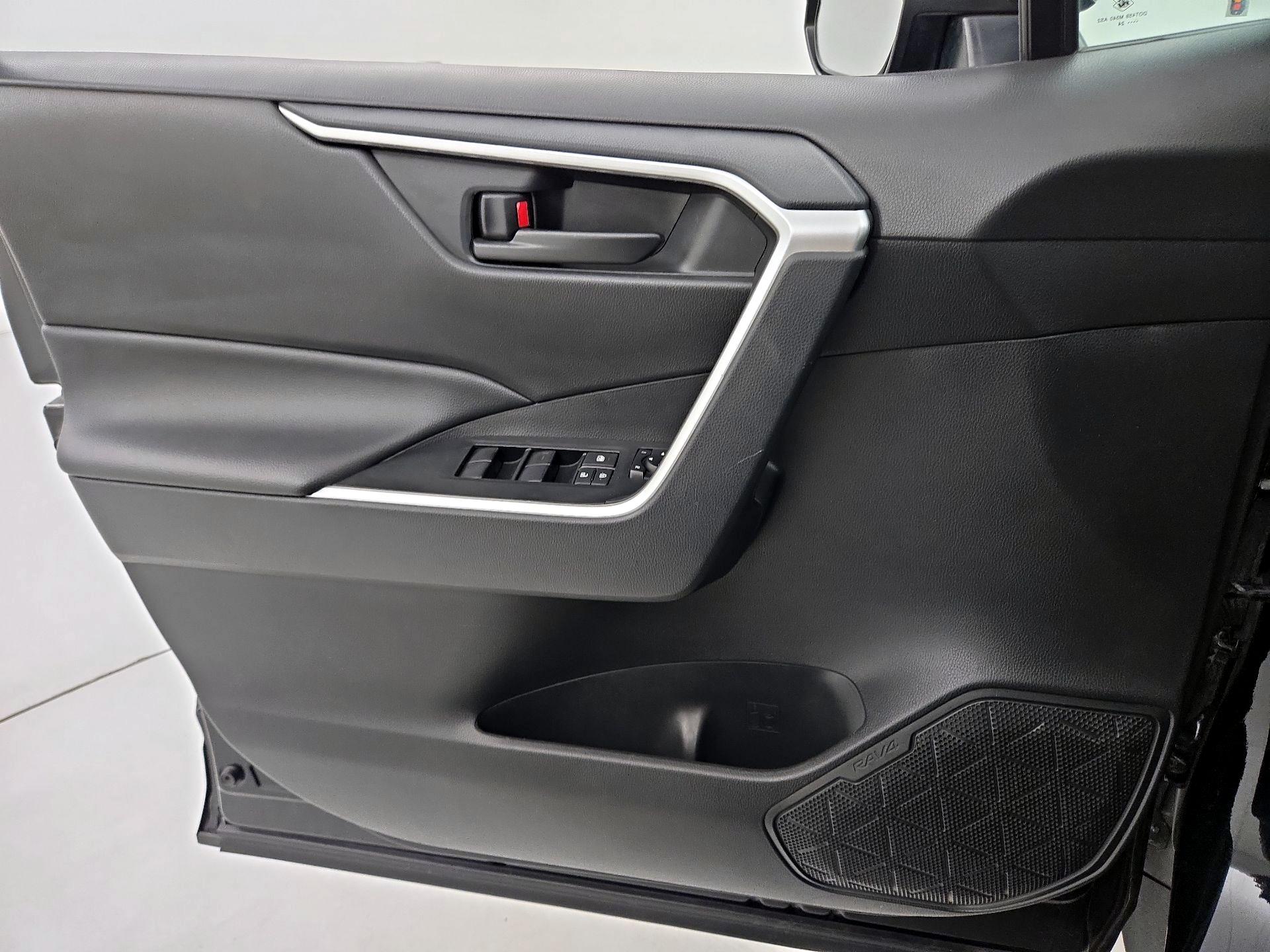 Thumbnail: 2024 Toyota RAV4 - 12