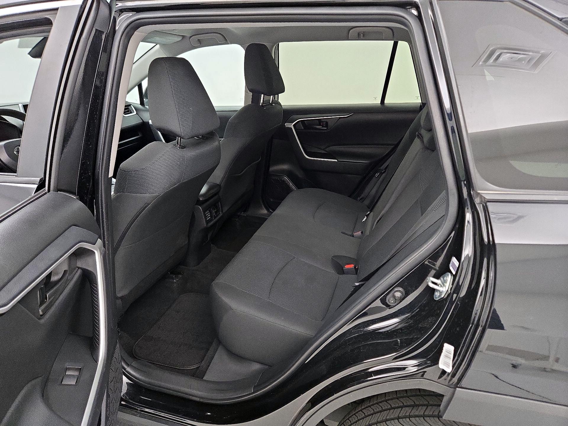 Thumbnail: 2024 Toyota RAV4 - 19