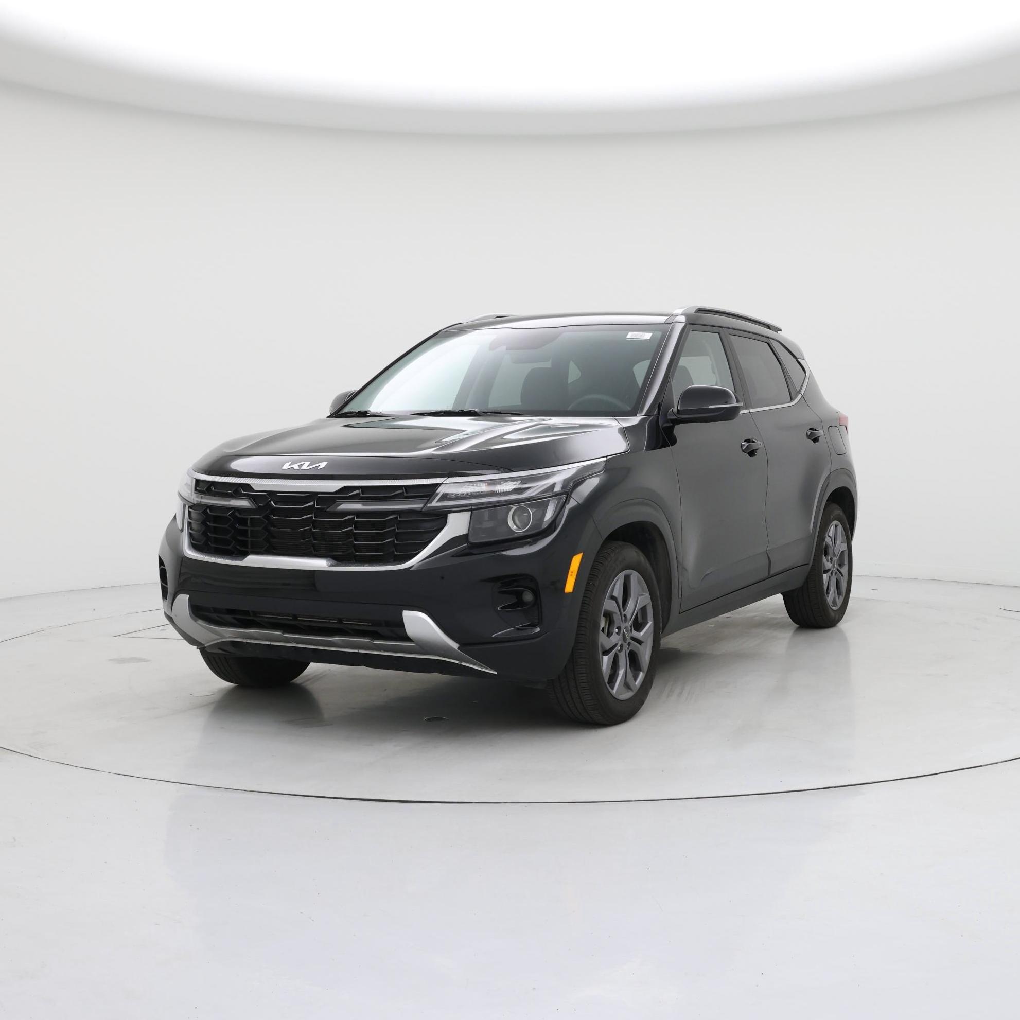 Thumbnail: 2024 Kia Seltos - 4