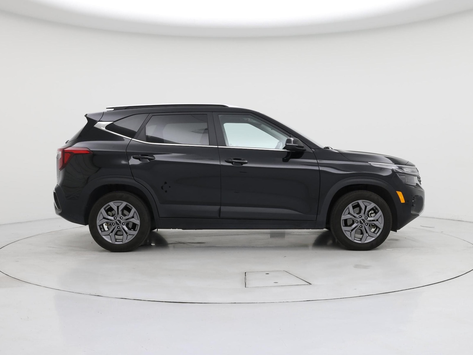2024 Kia Seltos S - Photo 8