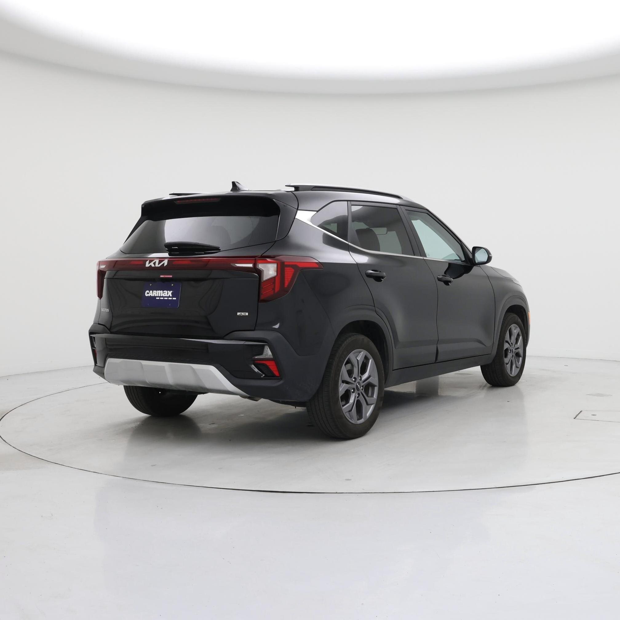 Thumbnail: 2024 Kia Seltos - 8