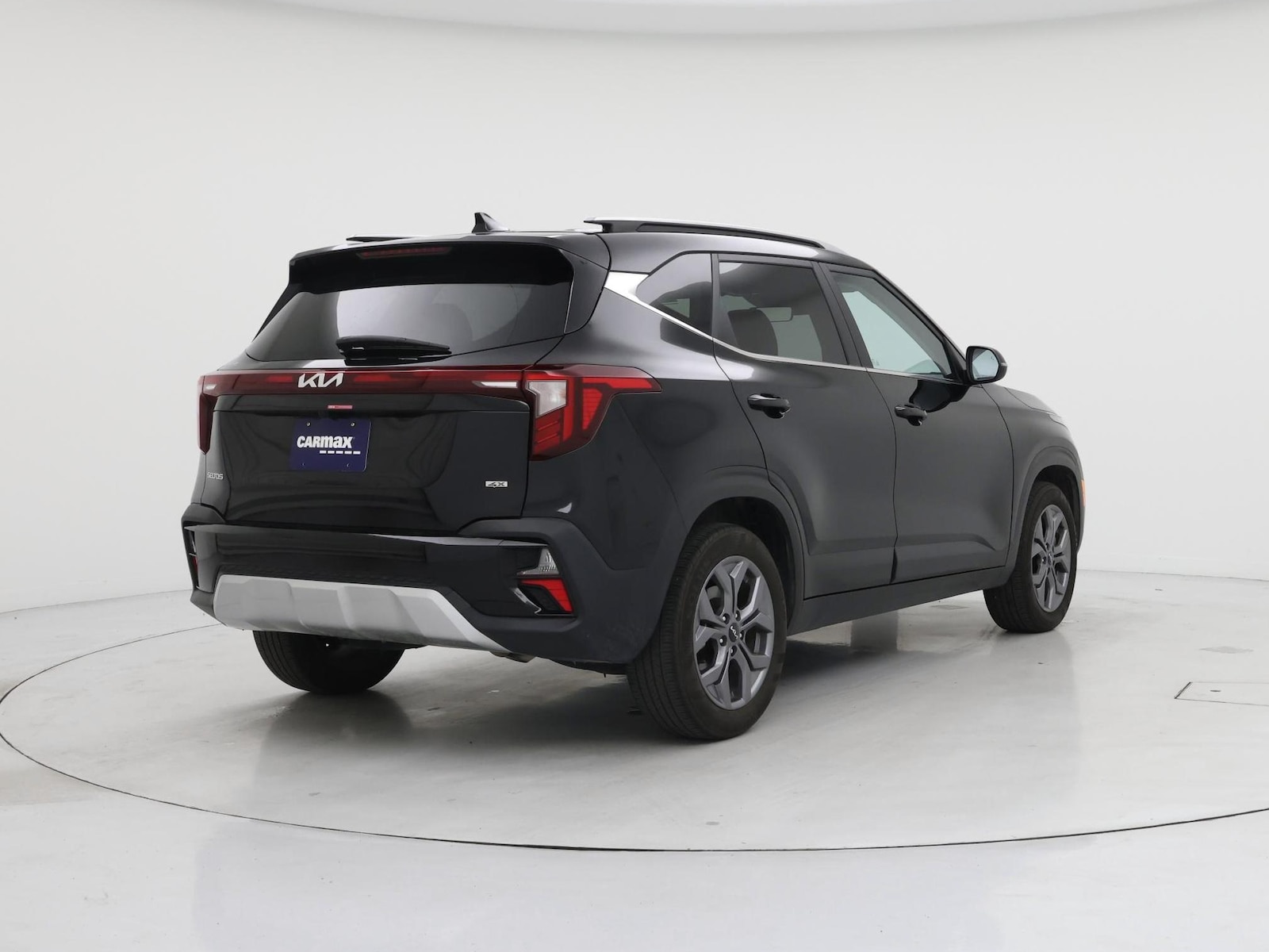 2024 Kia Seltos S - Photo 9