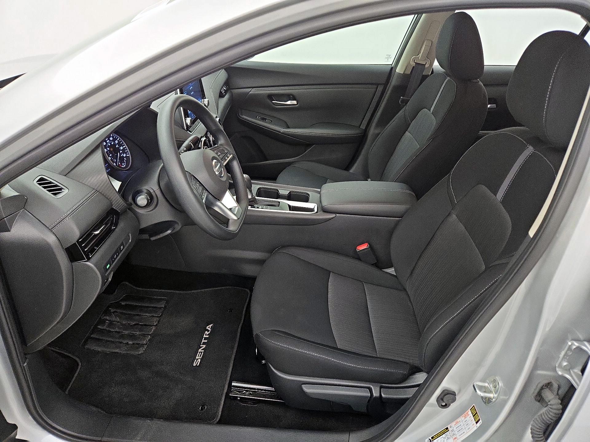 Thumbnail: 2023 Nissan Sentra - 11