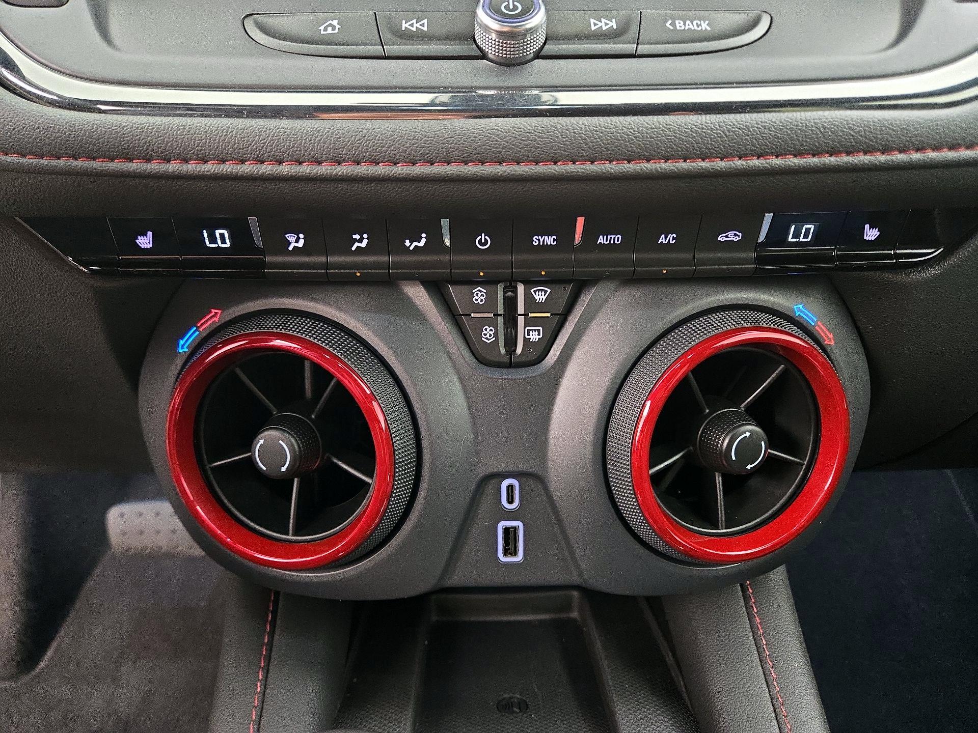 Thumbnail: 2025 Chevrolet Blazer - 17