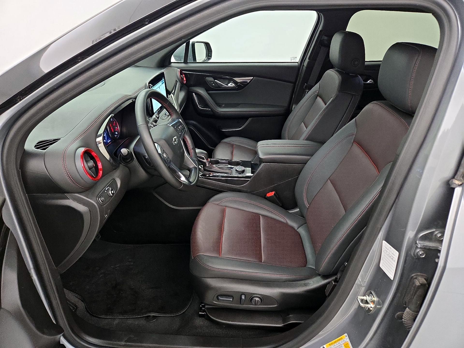 Thumbnail: 2025 Chevrolet Blazer - 11