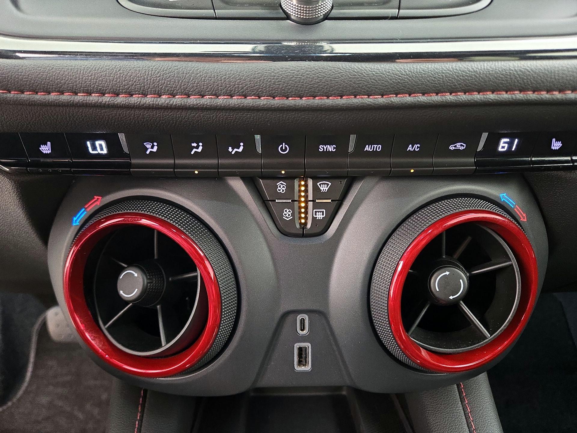 Thumbnail: 2025 Chevrolet Blazer - 17