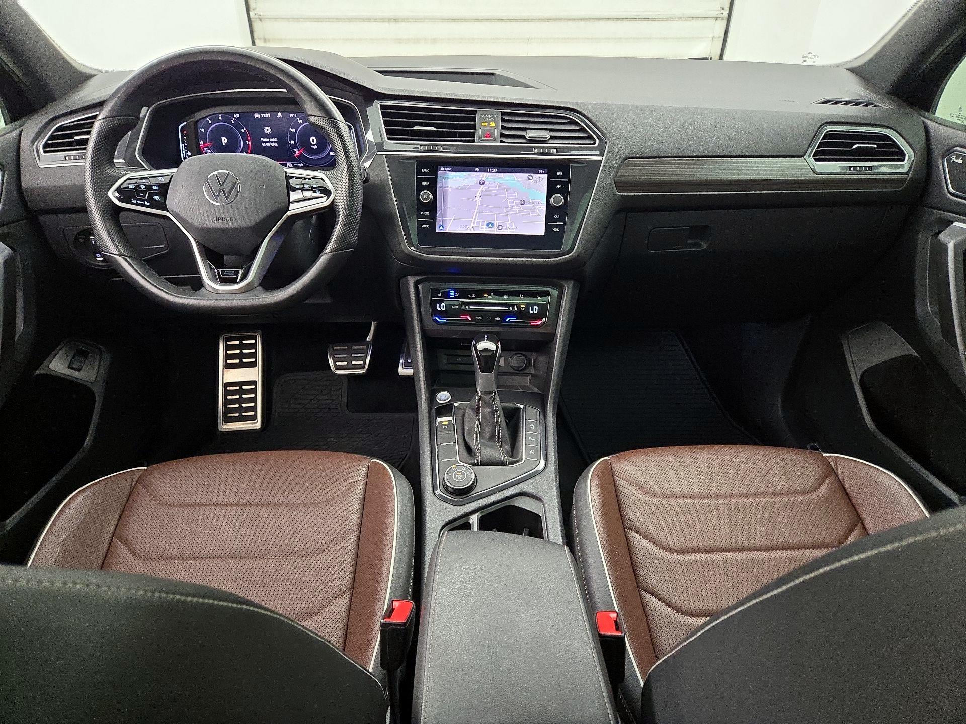 Thumbnail: 2024 Volkswagen Tiguan - 9