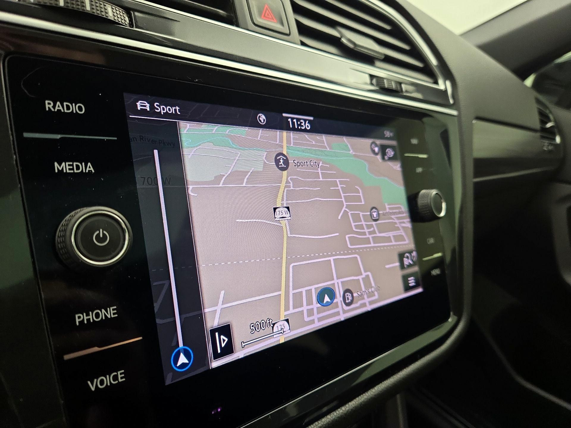 Thumbnail: 2024 Volkswagen Tiguan - 14