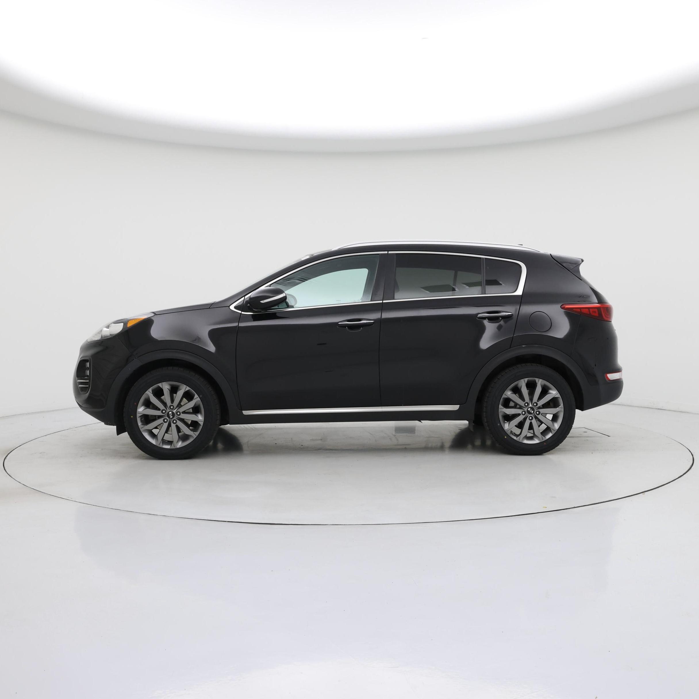 Thumbnail: 2018 Kia Sportage - 3