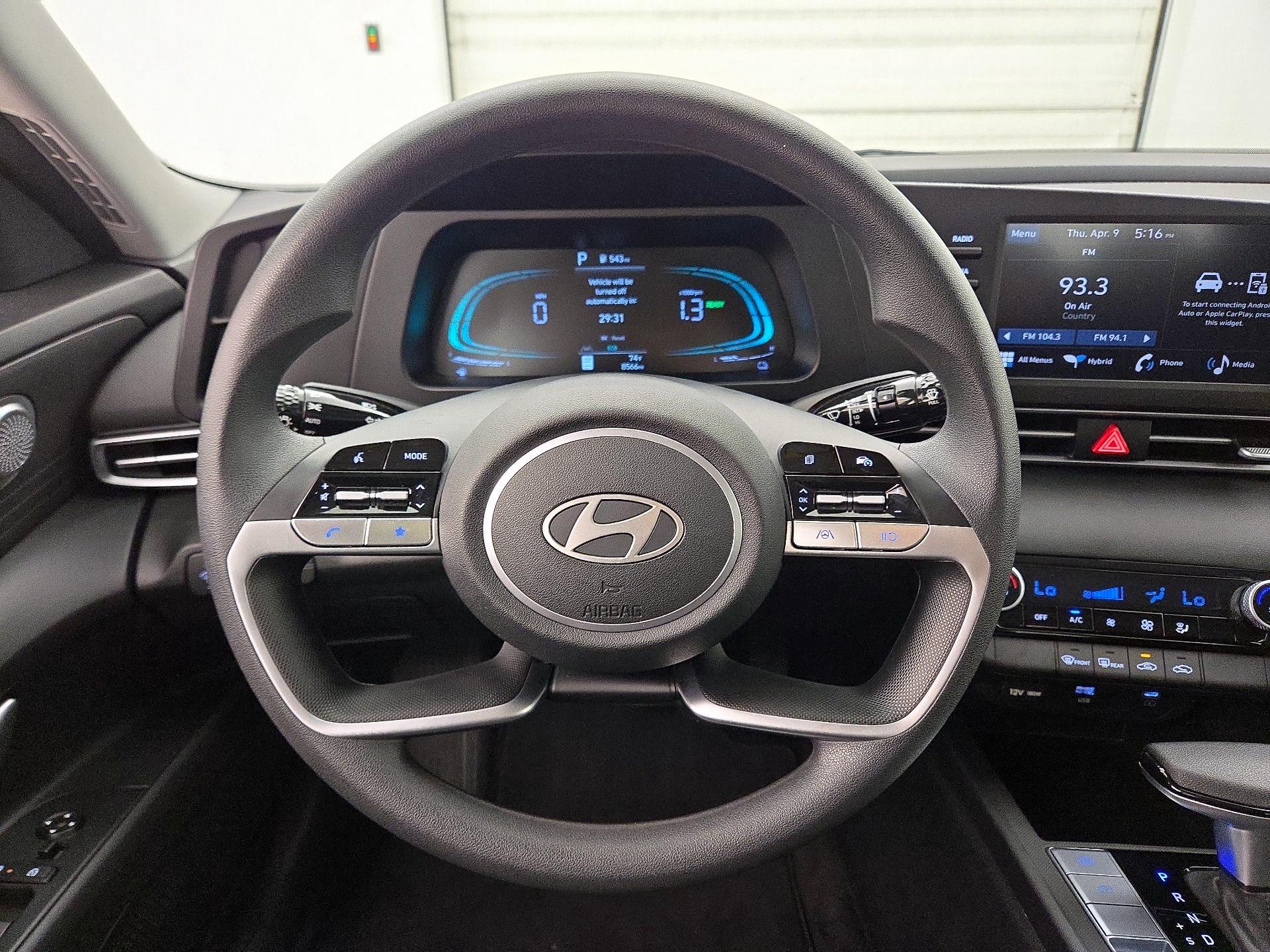 Thumbnail: 2025 Hyundai Elantra - 10