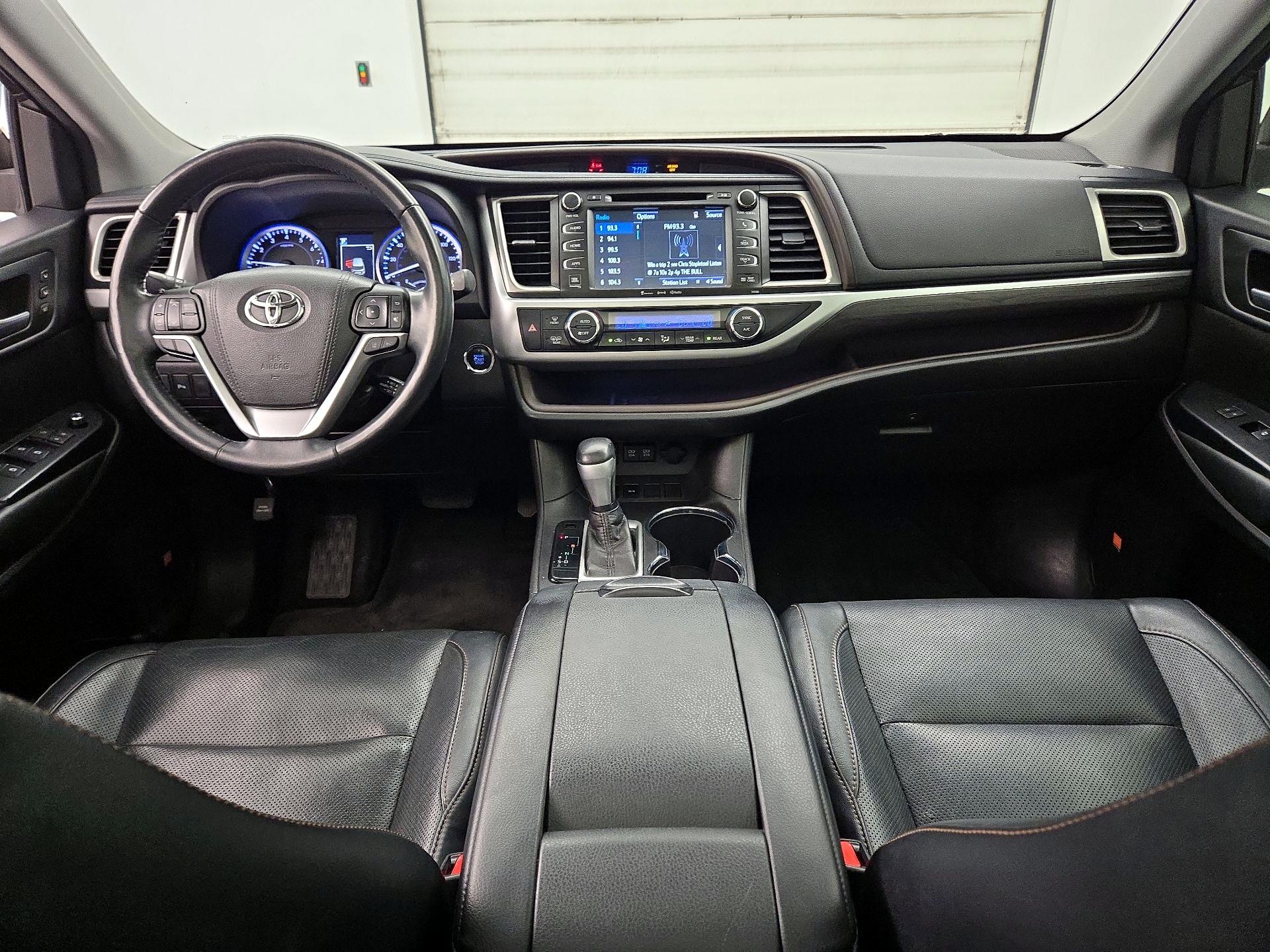 Thumbnail: 2018 Toyota Highlander - 9