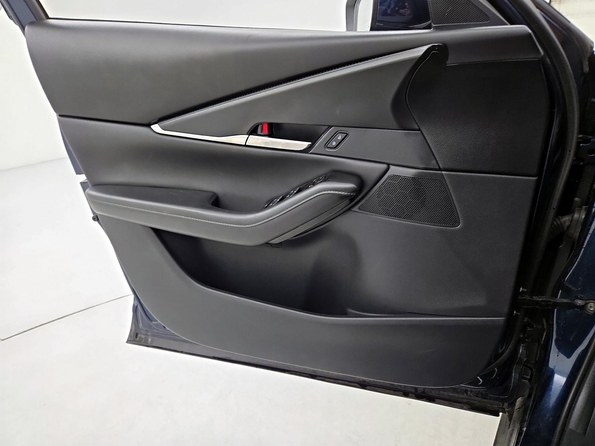 Thumbnail: 2025 Mazda CX-30 - 12