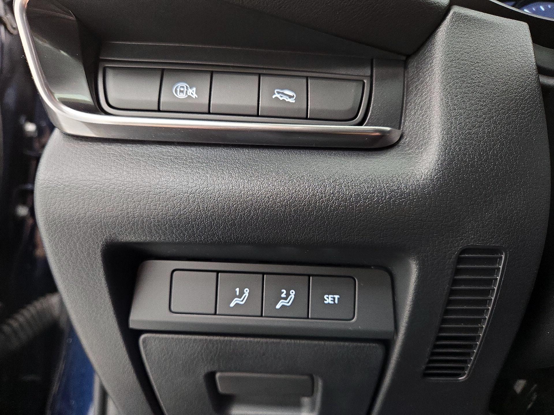 Thumbnail: 2025 Mazda CX-30 - 13