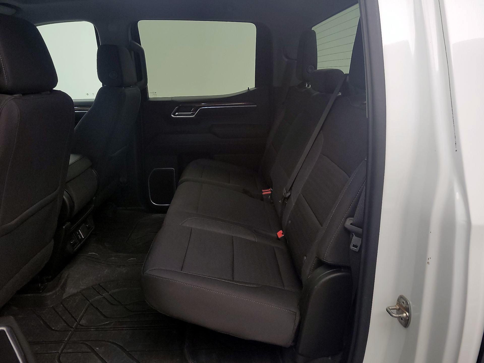 Thumbnail: 2023 Chevrolet Silverado 1500 - 20