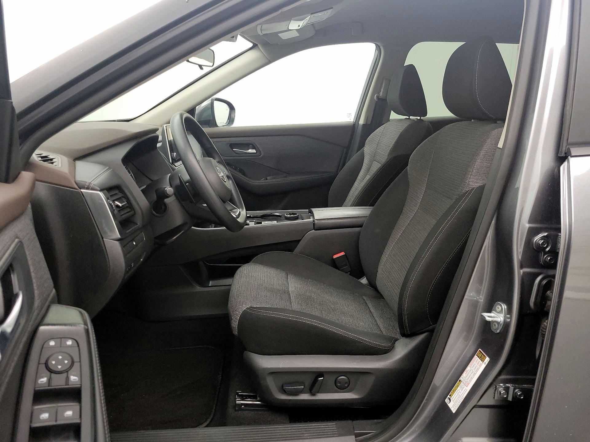 Thumbnail: 2023 Nissan Rogue - 11