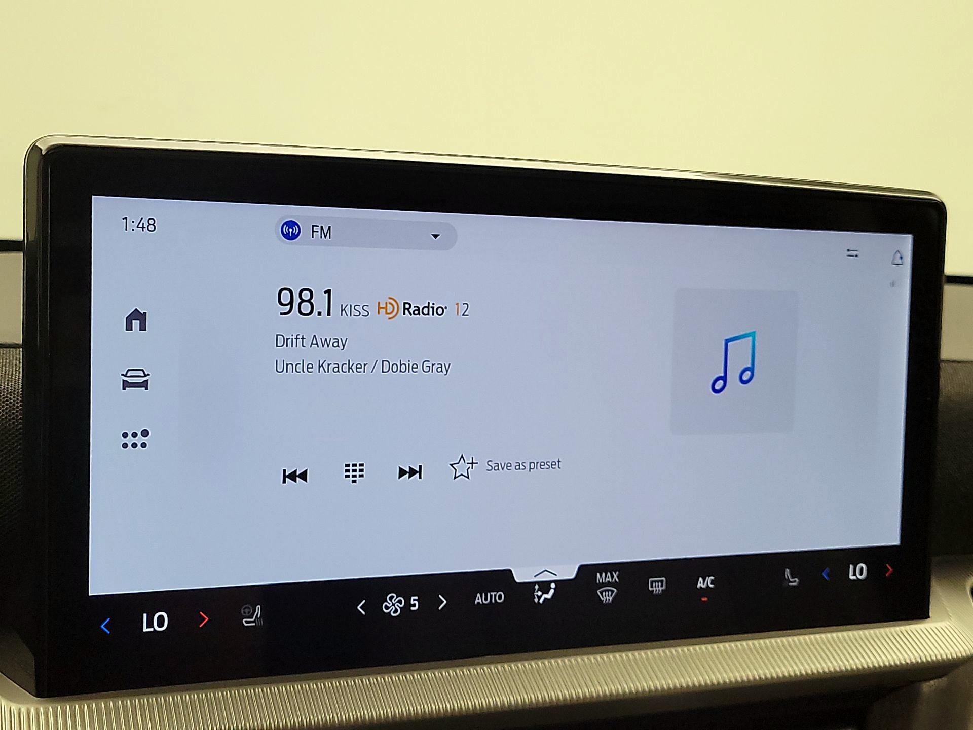 Thumbnail: 2025 Ford Explorer - 16