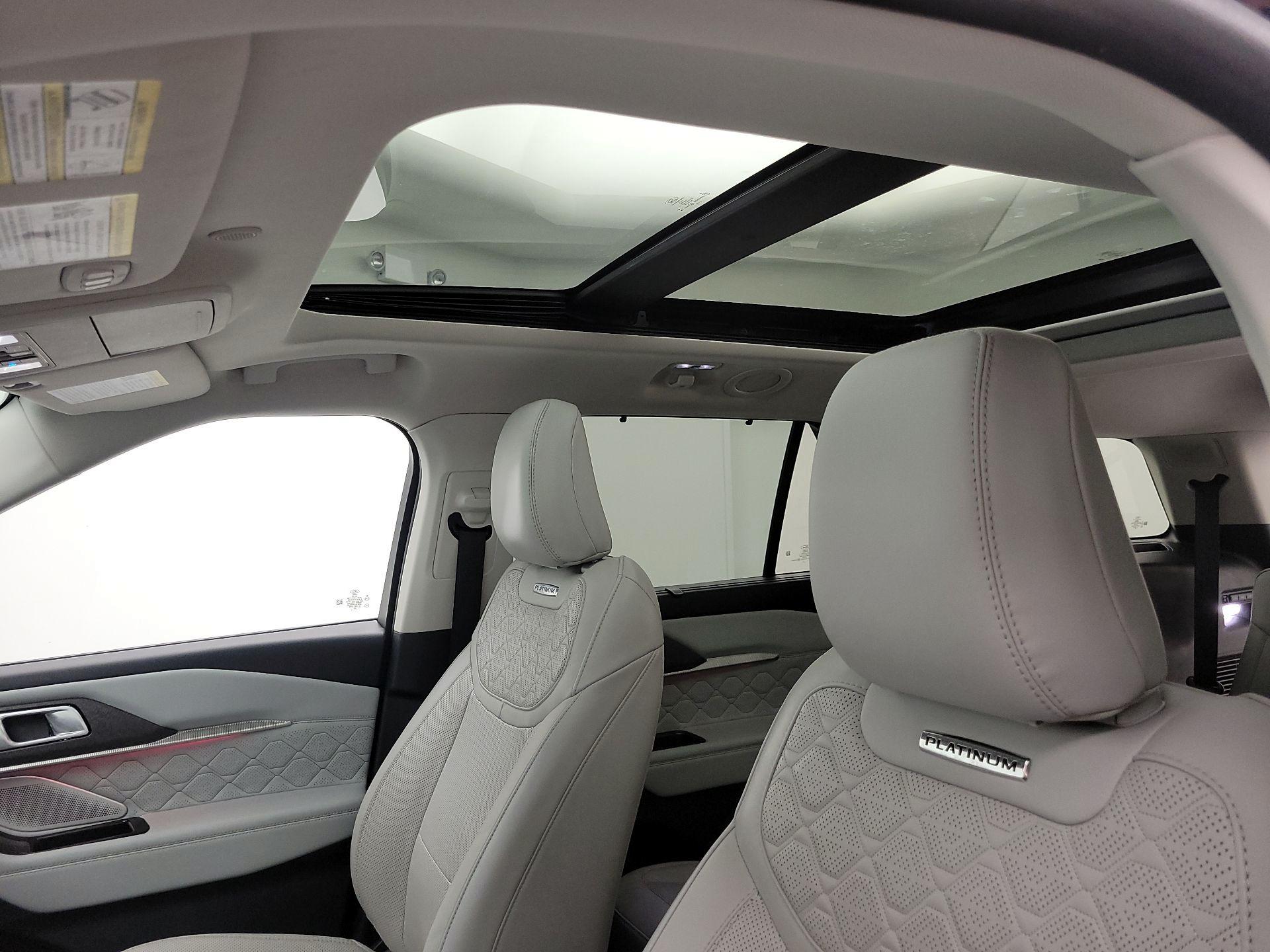 Thumbnail: 2025 Ford Explorer - 20