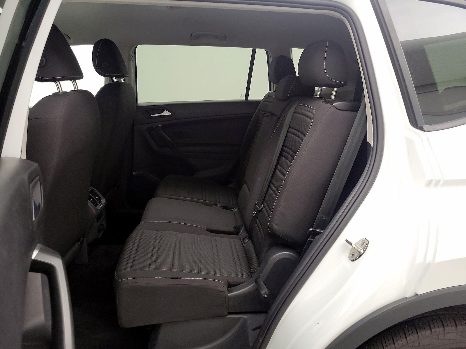 2023 Volkswagen Tiguan S - Photo 20