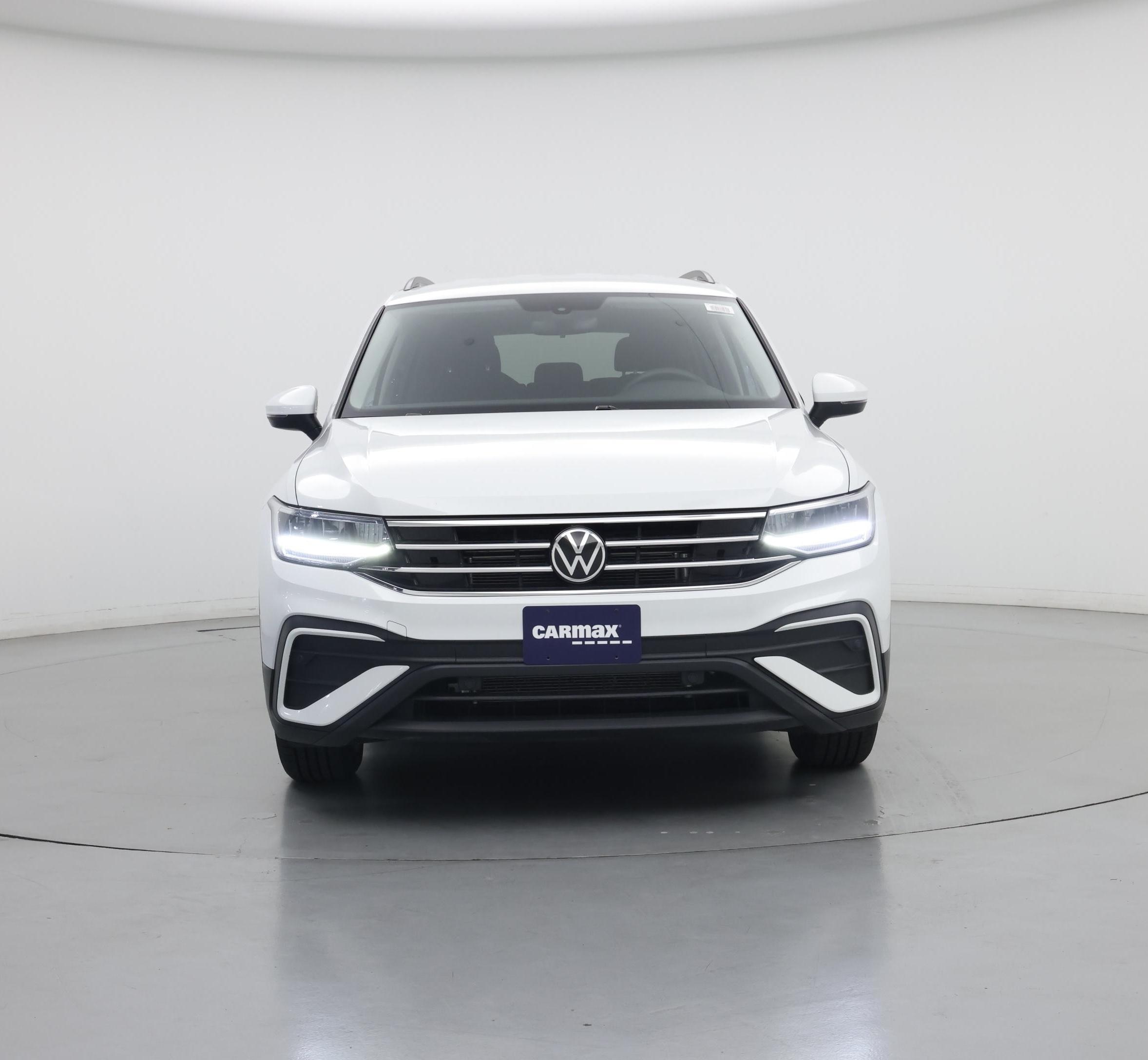 Thumbnail: 2023 Volkswagen Tiguan - 5