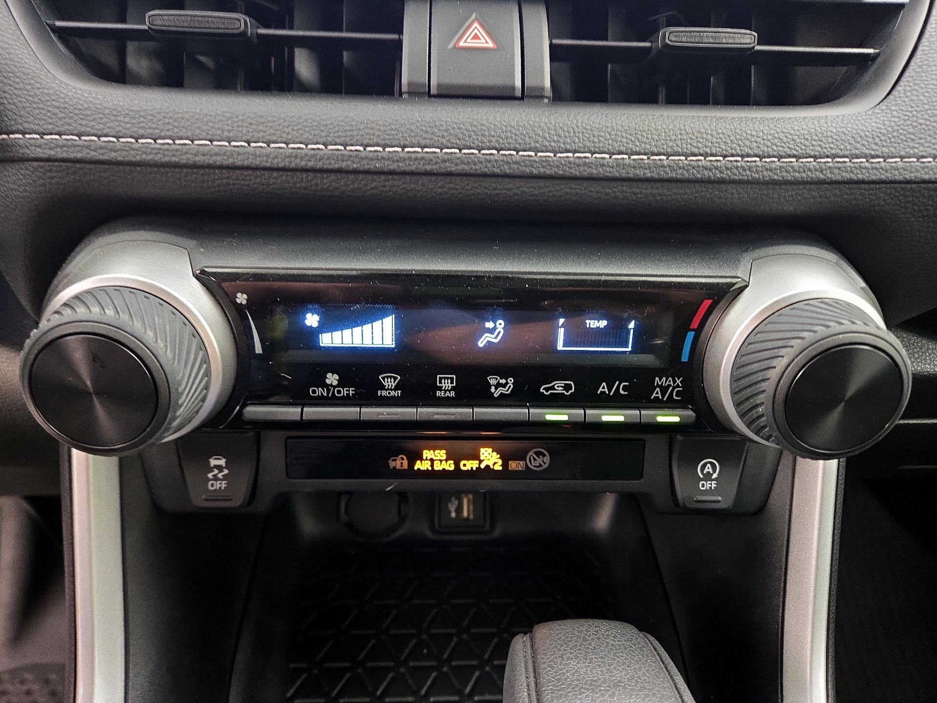 Thumbnail: 2023 Toyota RAV4 - 16