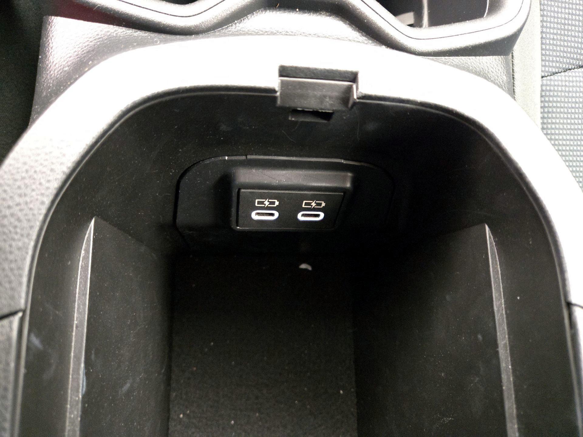 Thumbnail: 2023 Toyota RAV4 - 18