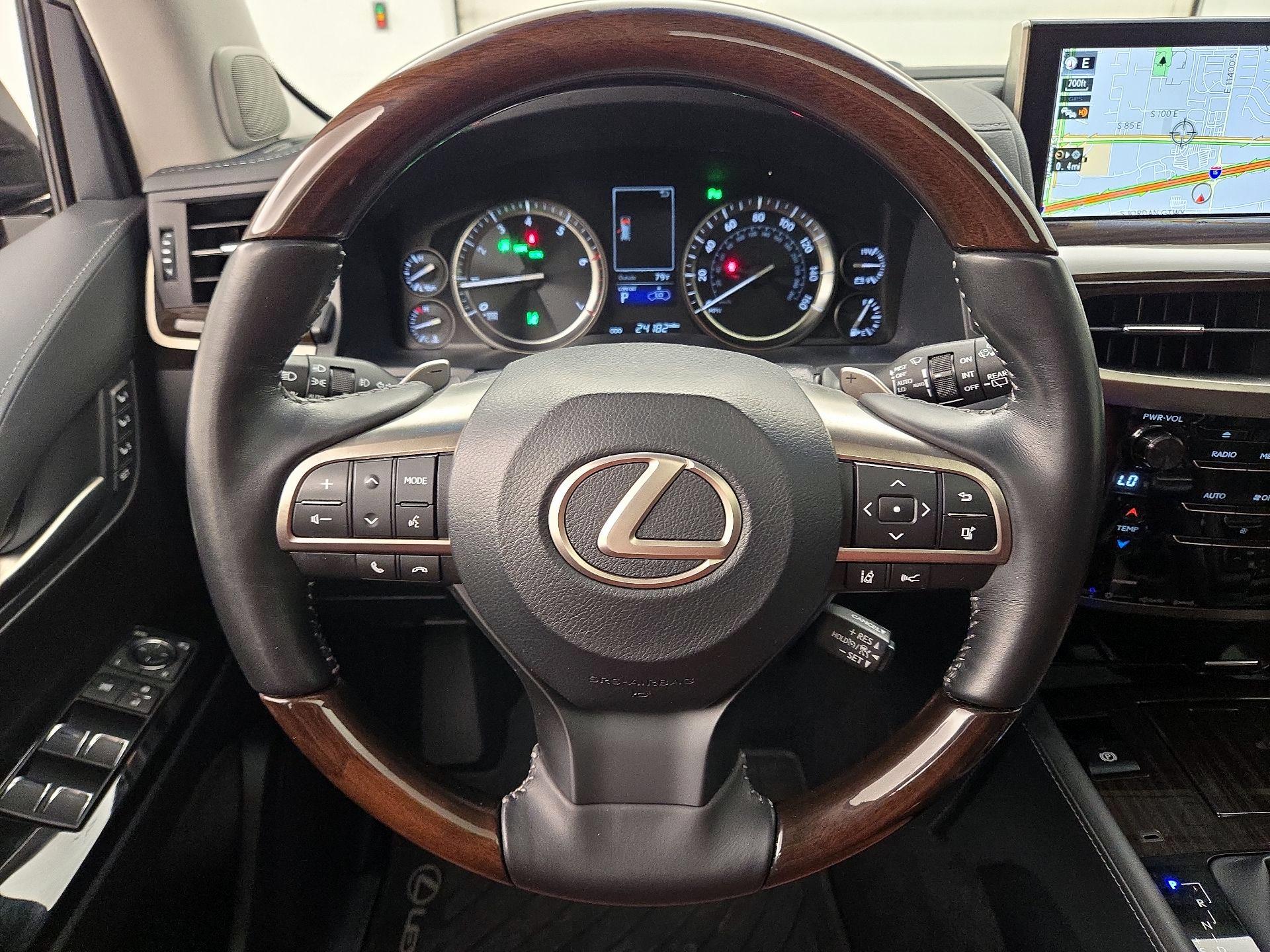 Thumbnail: 2019 Lexus LX - 10