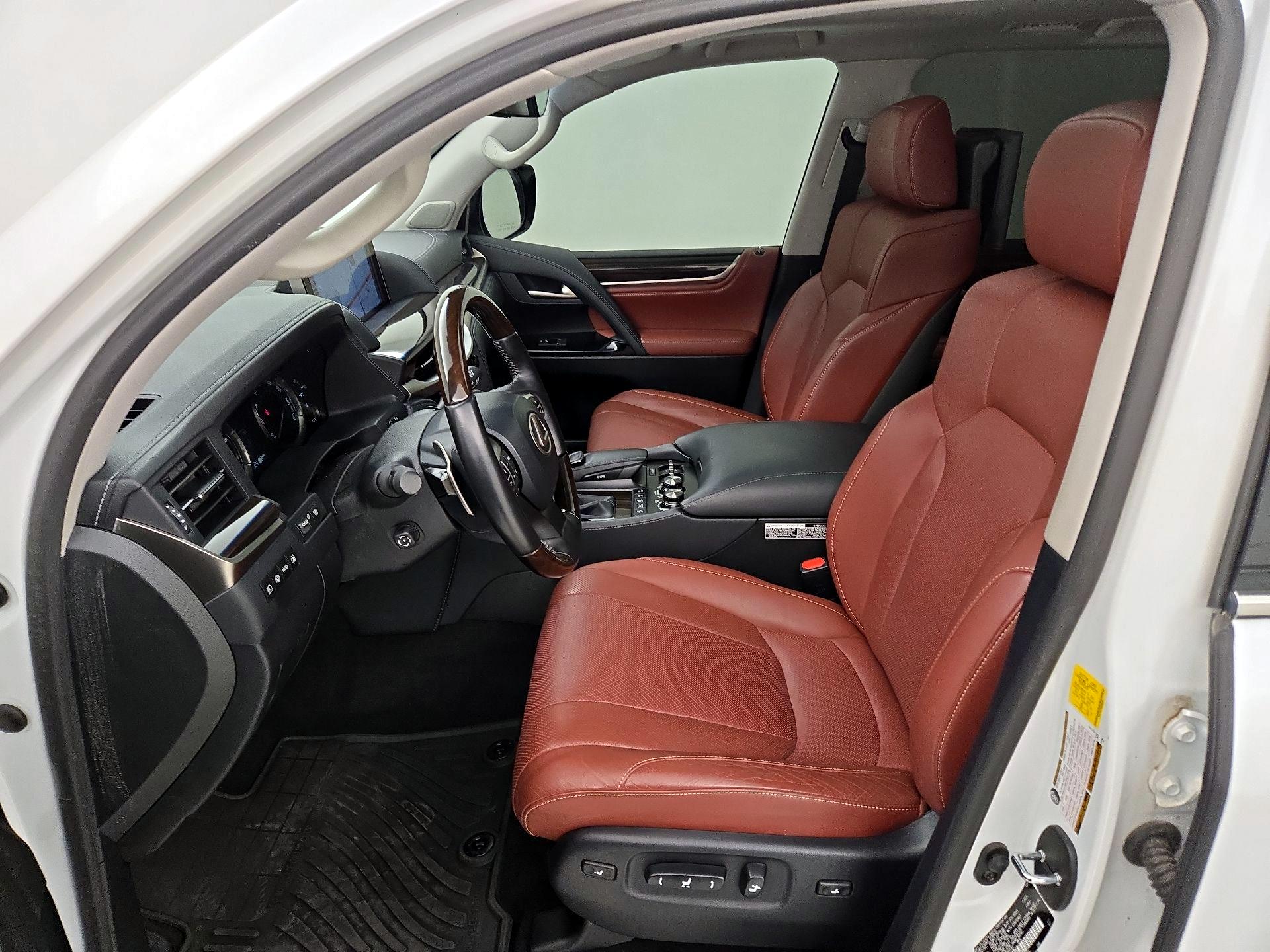 Thumbnail: 2019 Lexus LX - 11