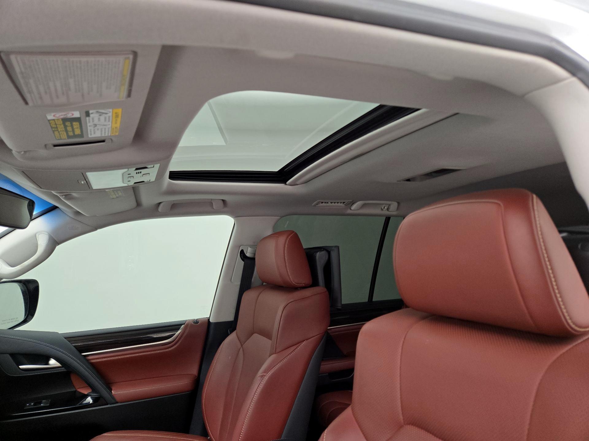 Thumbnail: 2019 Lexus LX - 20
