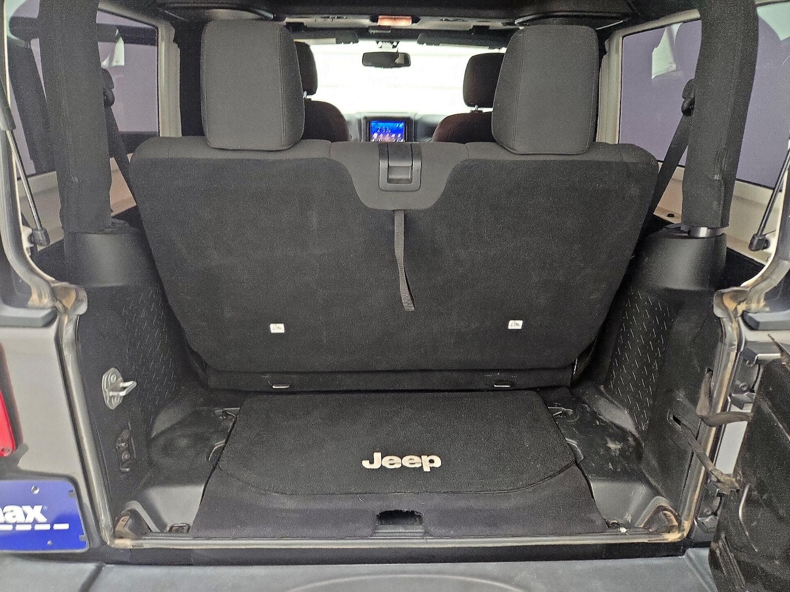 2017 Jeep Wrangler Sport S - Photo 19