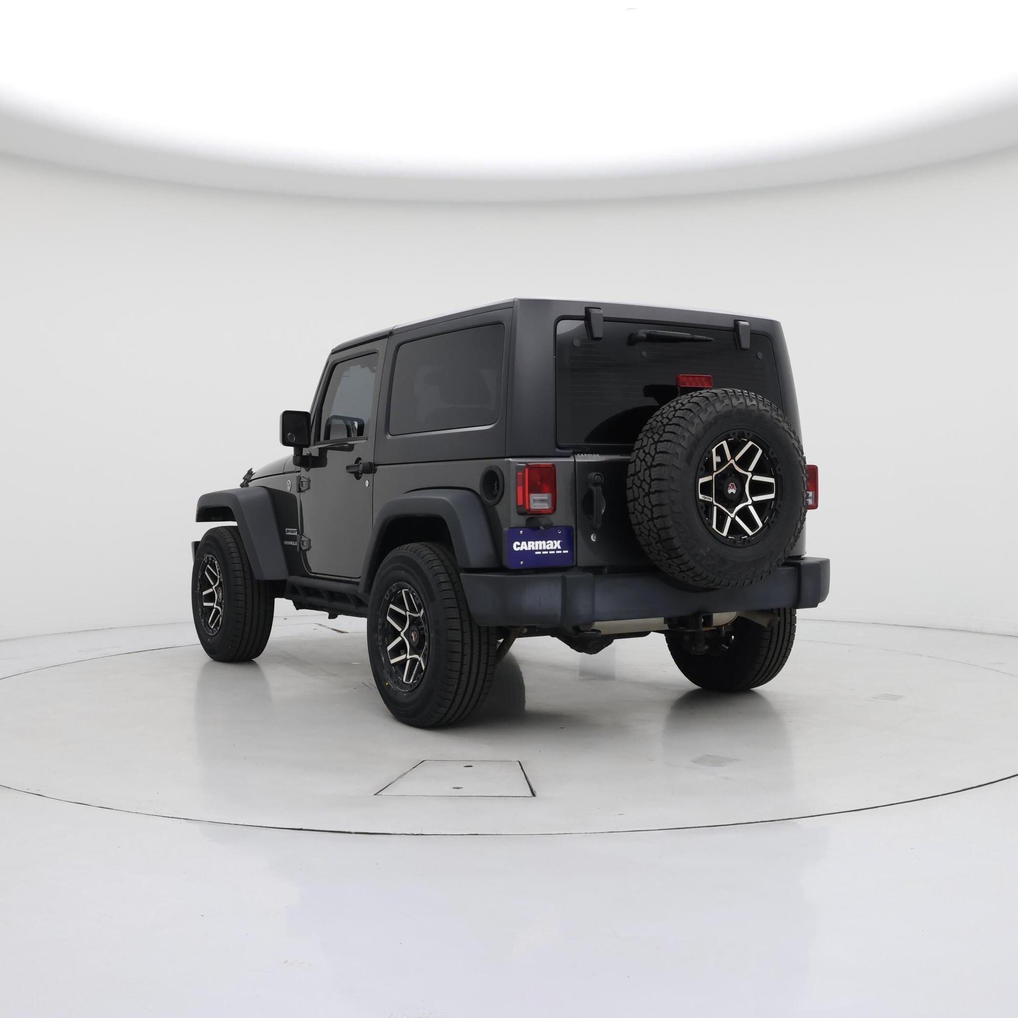 Thumbnail: 2017 Jeep Wrangler - 2