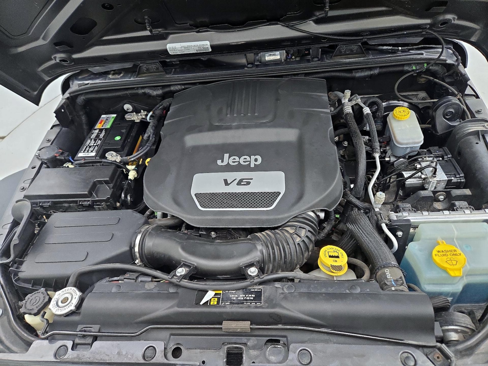 2017 Jeep Wrangler Sport S - Photo 21