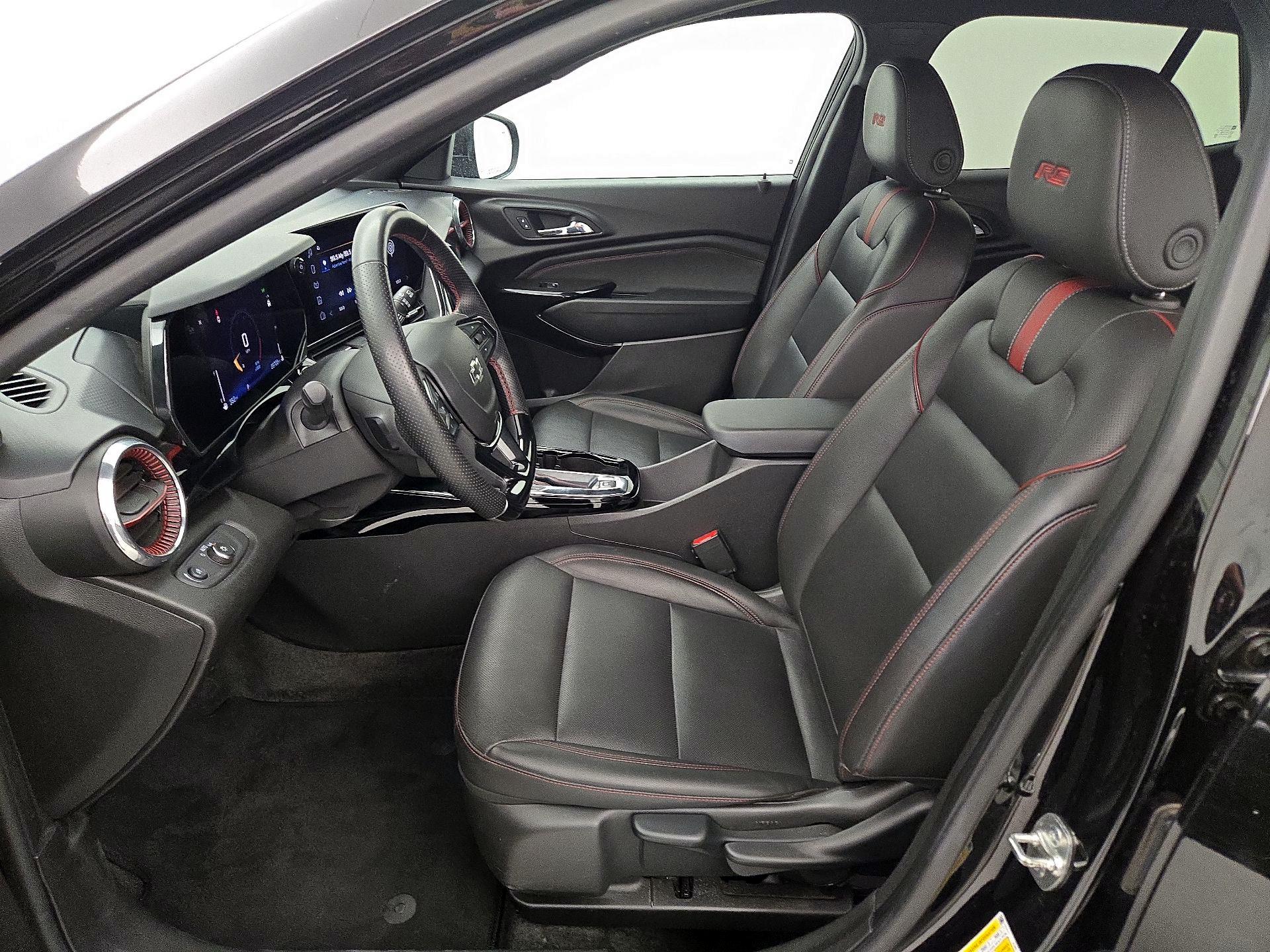 Thumbnail: 2025 Chevrolet Trax - 11