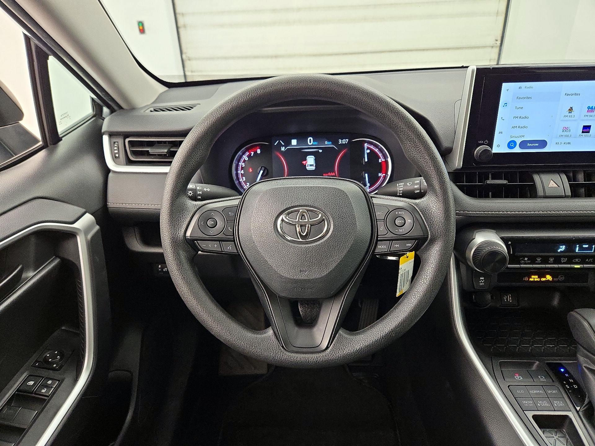 Thumbnail: 2024 Toyota RAV4 - 10