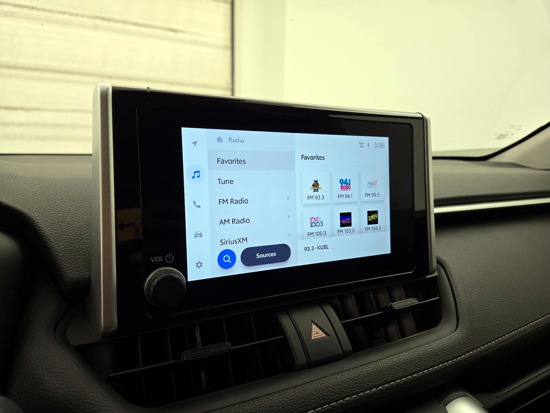 Thumbnail: 2024 Toyota RAV4 - 15