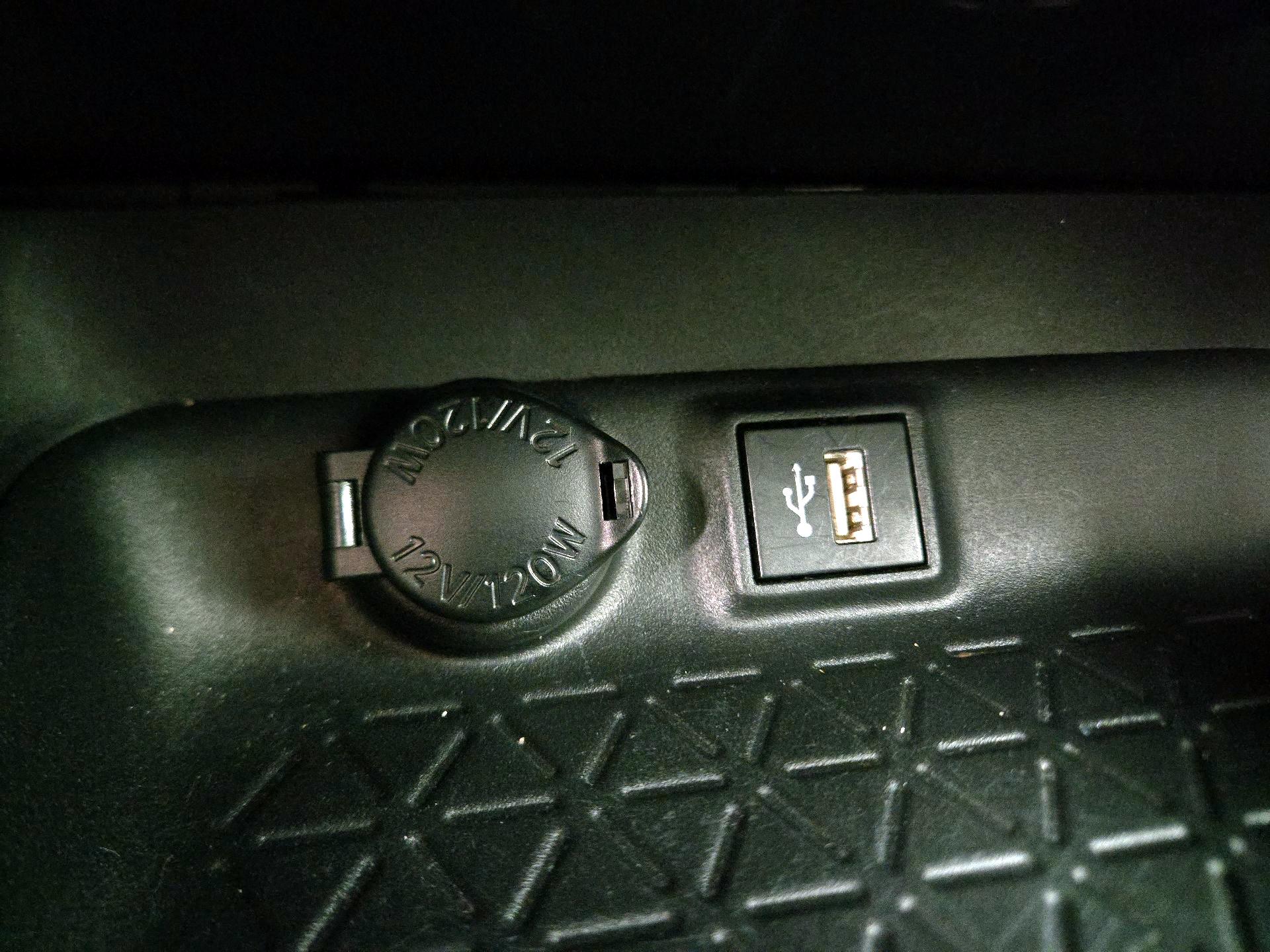 Thumbnail: 2024 Toyota RAV4 - 18