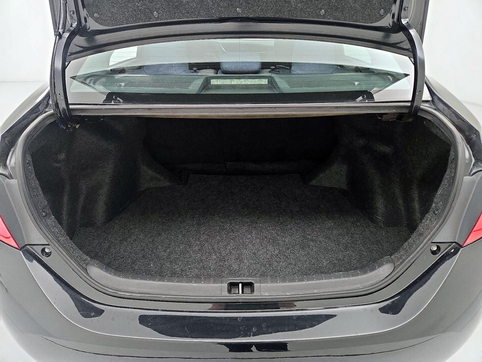 2019 Toyota Corolla LE - Photo 21
